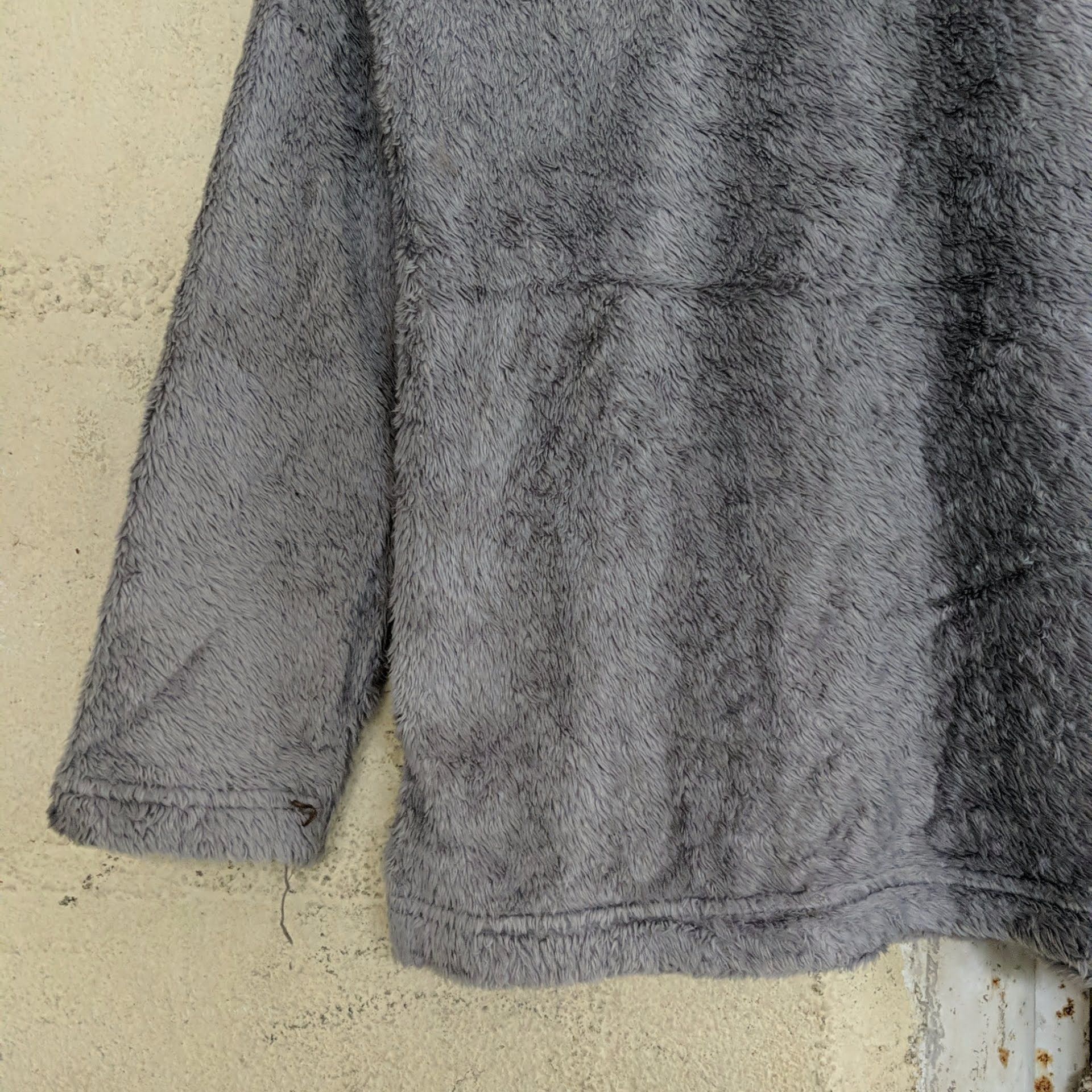 Japanese Brand Vintage Disney Mickey Mouse Mohair Shaggy Knitwear Jumper Size US S / EU 44-46 / 1 - 11 Thumbnail