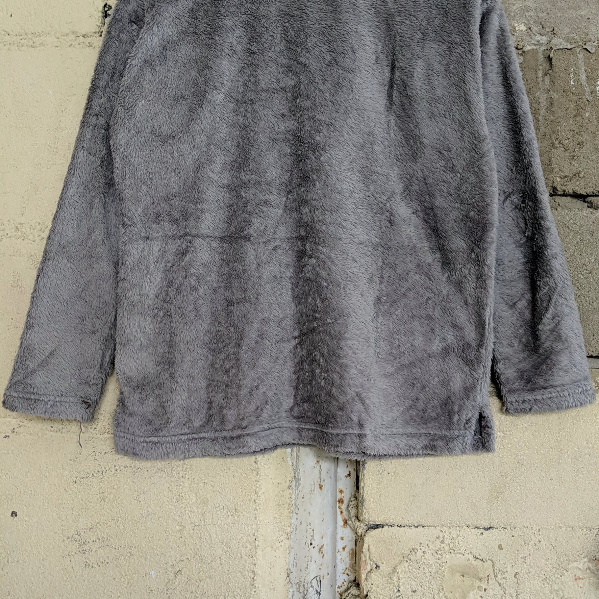 Japanese Brand Vintage Disney Mickey Mouse Mohair Shaggy Knitwear Jumper Size US S / EU 44-46 / 1 - 10 Thumbnail