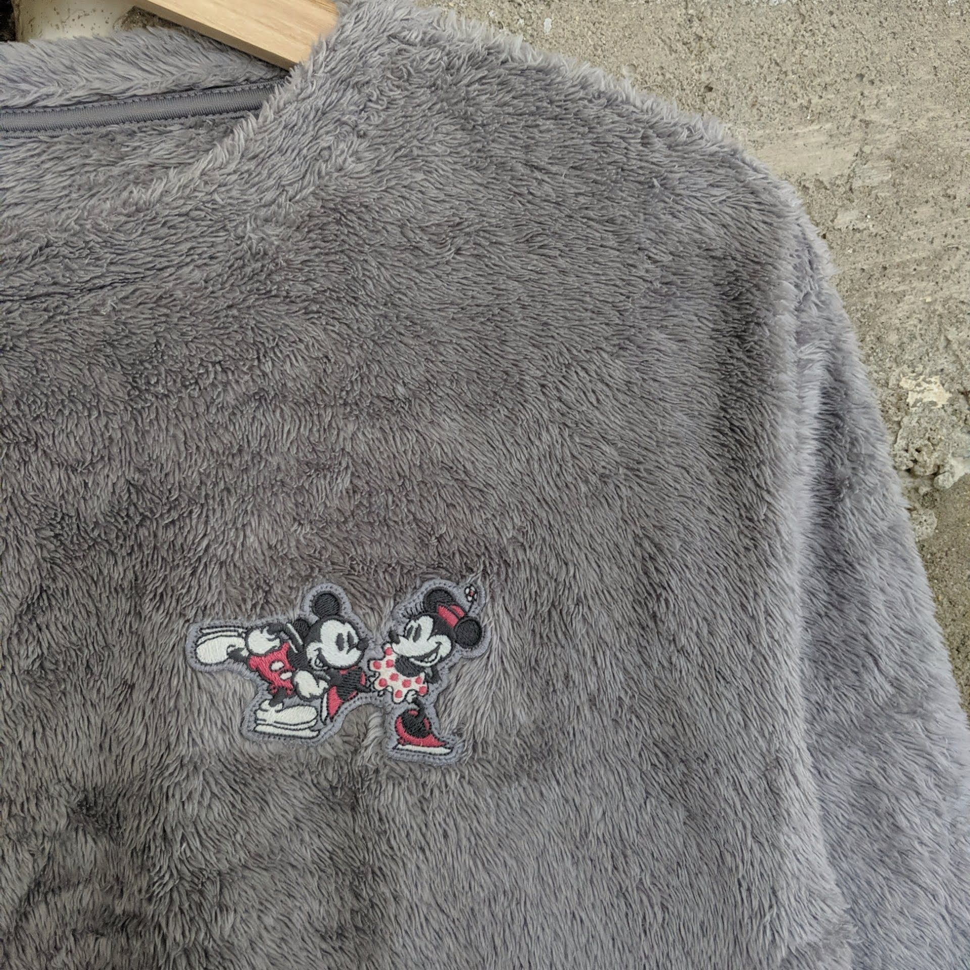 Japanese Brand Vintage Disney Mickey Mouse Mohair Shaggy Knitwear Jumper Size US S / EU 44-46 / 1 - 6 Thumbnail