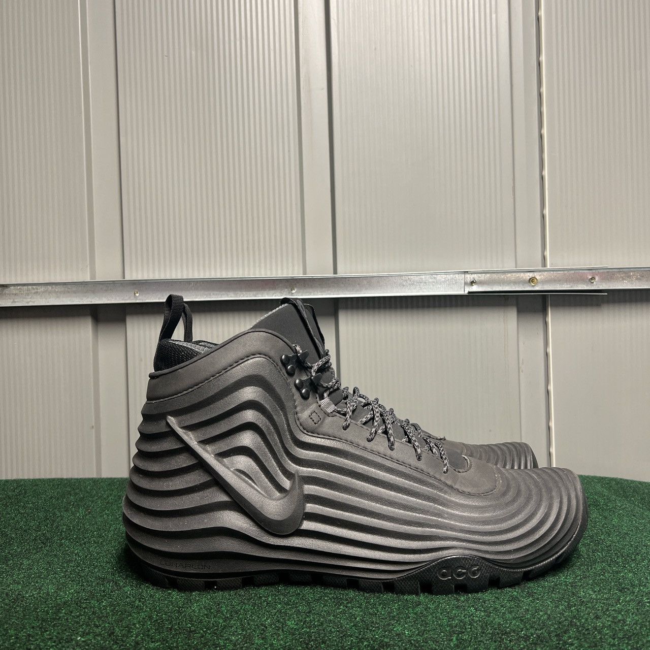 nike superdome acg