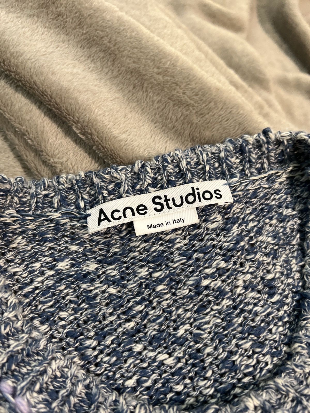 Acne Studios Blue Korfeo Embroidered Distressed Sweater Vest Size US M / EU 48-50 / 2 - 2 Thumbnail