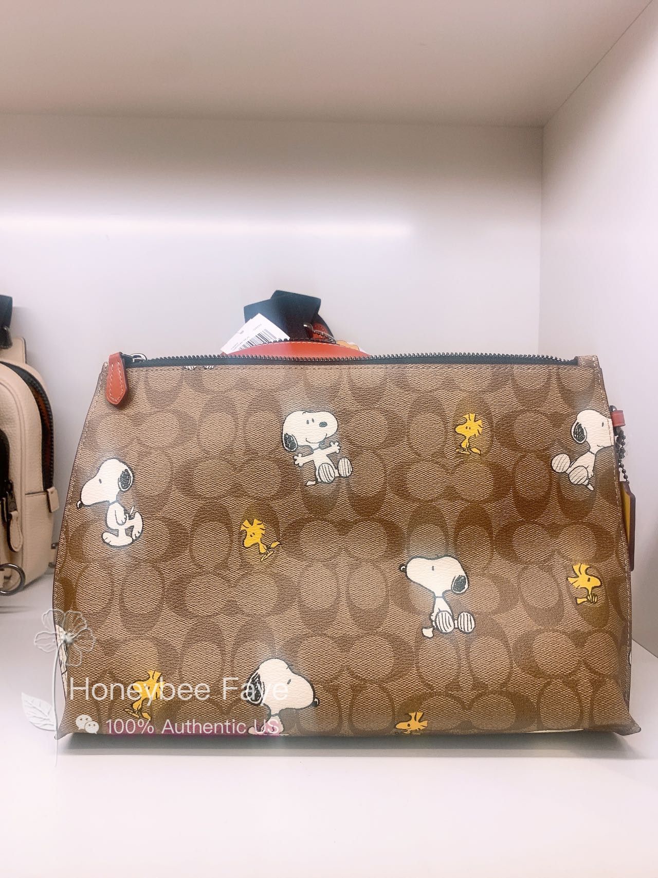 Coach Peanuts MEN'S Carry All Pouch With Snoopy Size ONE SIZE - 4 Thumbnail
