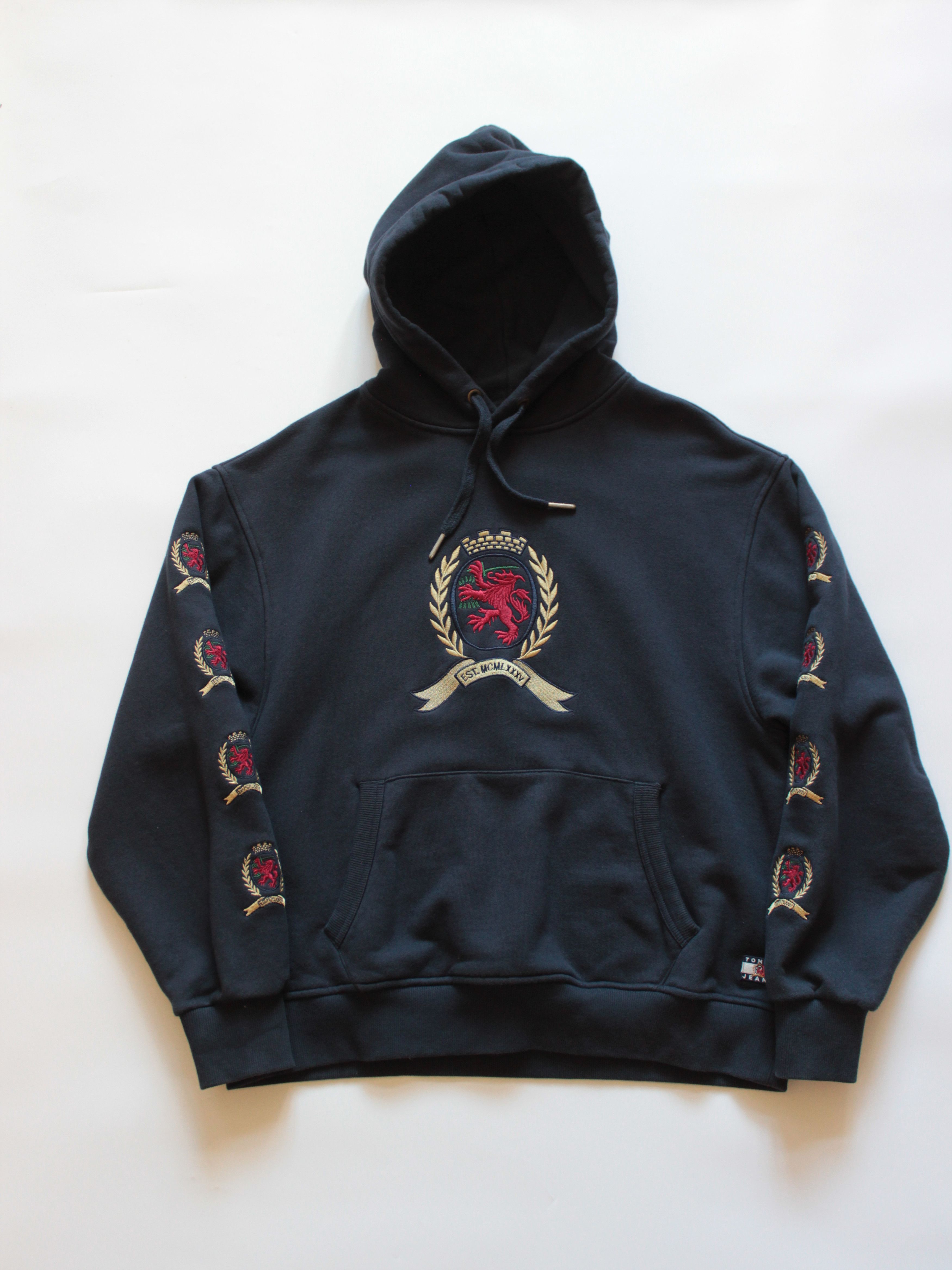 Tommy Hilfiger Crest Capsule Sweatshirt 2024 www.lightgames.pro