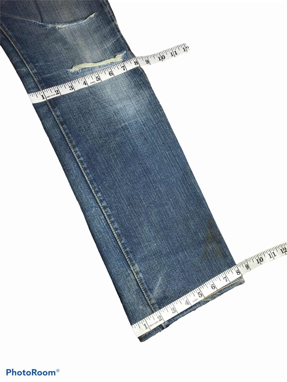 Designer DAMAGED DISTRESSED SELVEDGE DENIM BY T.M.T BIG HOLIDAY Size US 30 / EU 46 - 13 Thumbnail