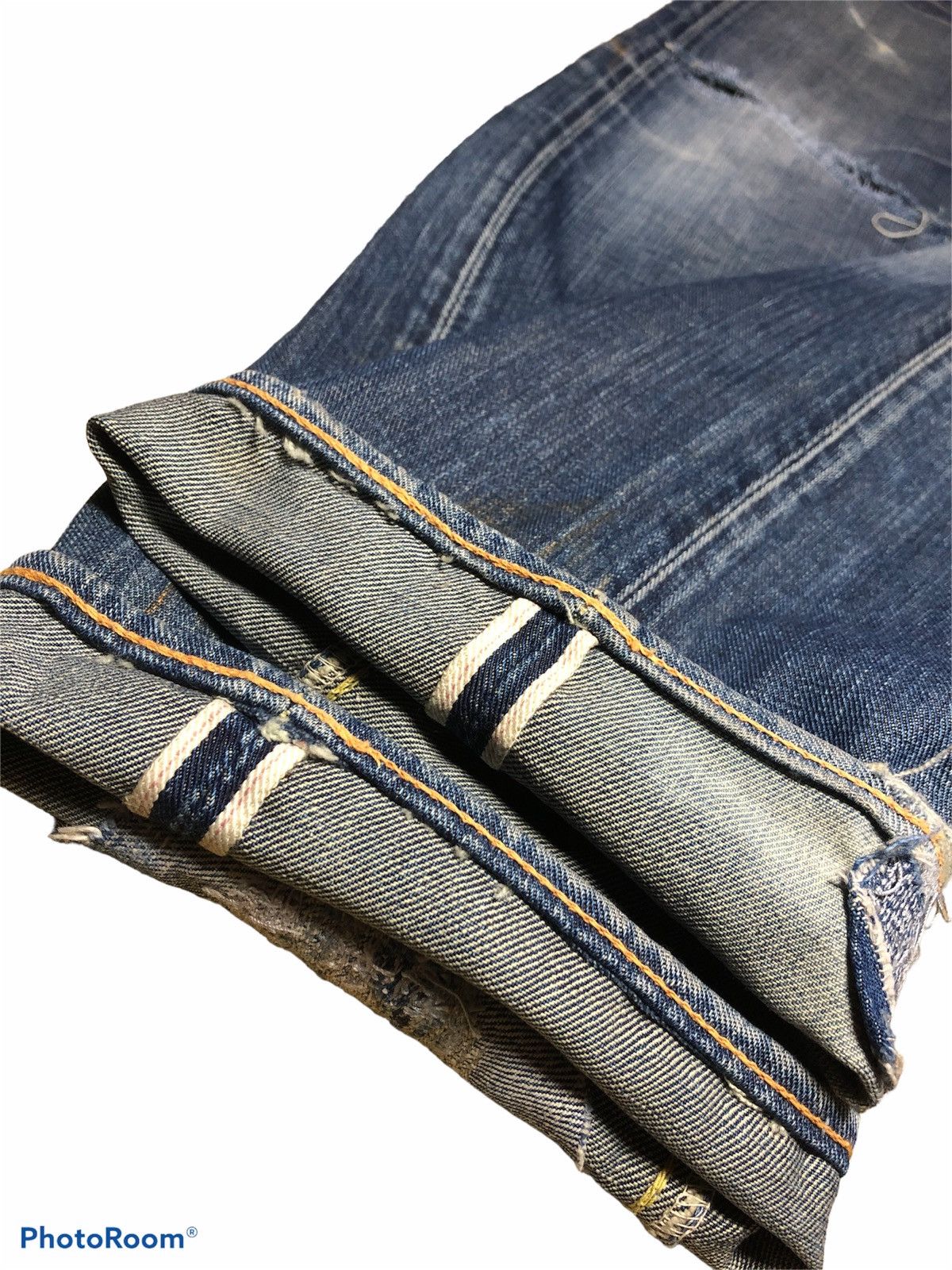 Designer DAMAGED DISTRESSED SELVEDGE DENIM BY T.M.T BIG HOLIDAY Size US 30 / EU 46 - 7 Thumbnail