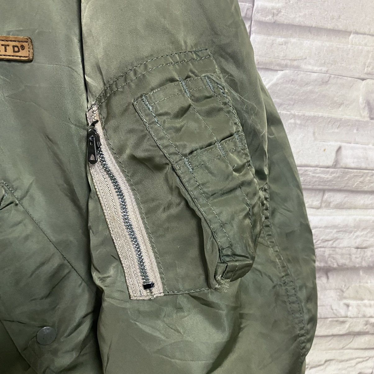 Avirex Vintage Avirex MA-1 Flight Jacket Made in USA Size US M / EU 48-50 / 2 - 9 Thumbnail