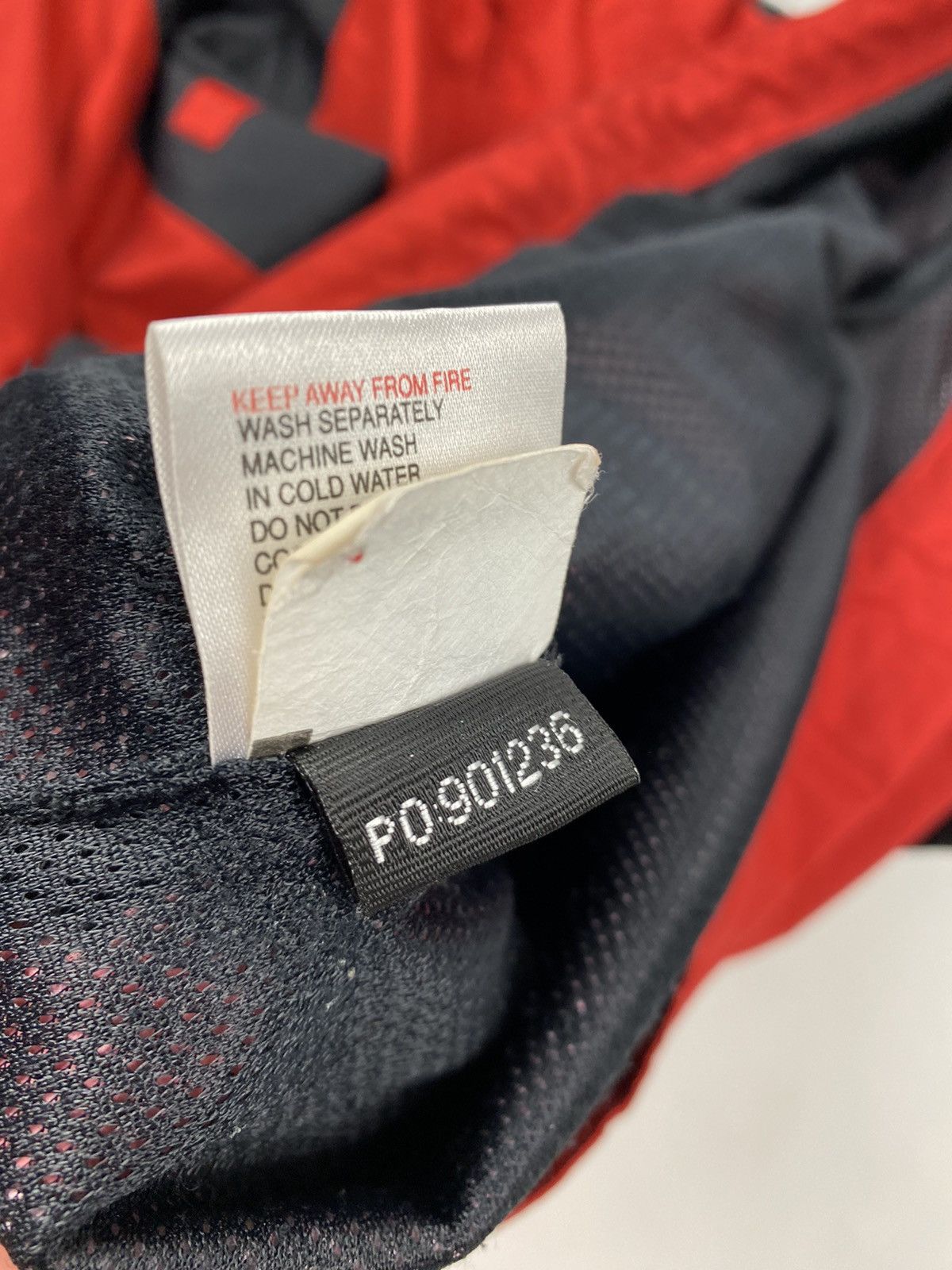 Ferrari × Vintage Vintage Ferrari anorak jacket Size US S / EU 44-46 / 1 - 10 Thumbnail