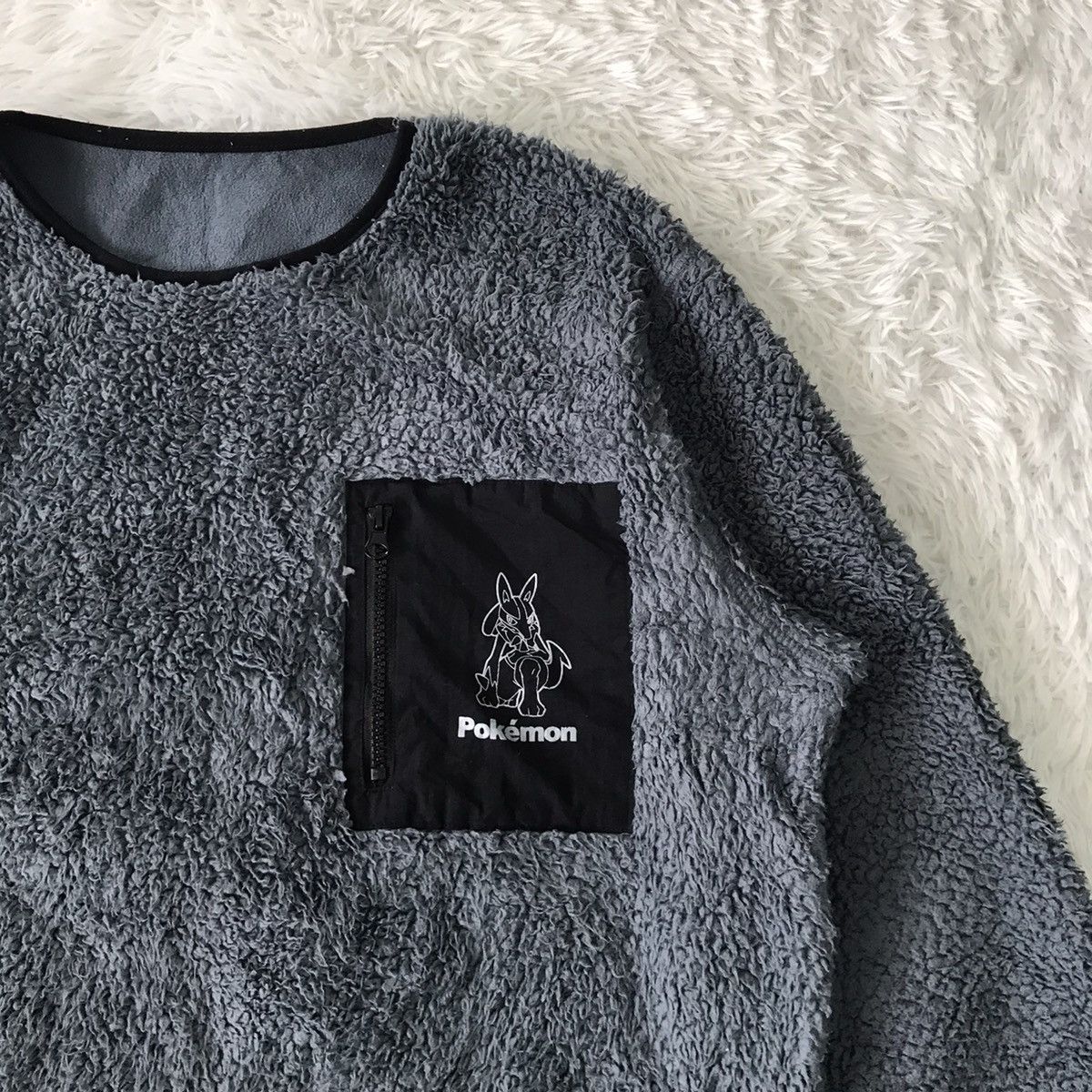 Cartoon Network × Pokemon 💥Steals💥Pokemon Fleece Sweater Jumper Pocket Chest Size US L / EU 52-54 / 3 - 5 Thumbnail