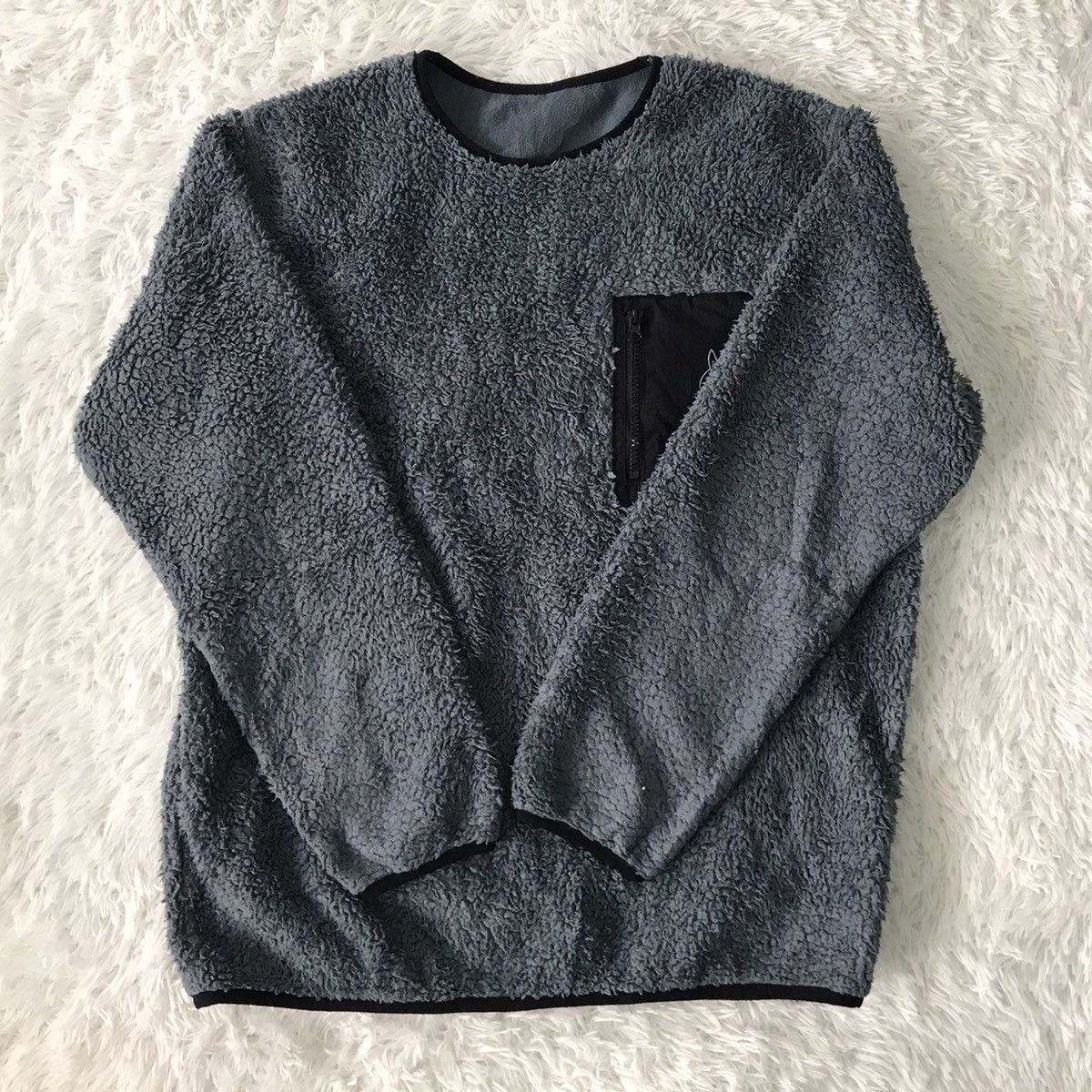 Cartoon Network × Pokemon 💥Steals💥Pokemon Fleece Sweater Jumper Pocket Chest Size US L / EU 52-54 / 3 - 12 Thumbnail
