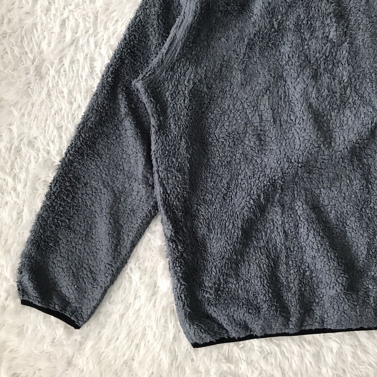 Cartoon Network × Pokemon 💥Steals💥Pokemon Fleece Sweater Jumper Pocket Chest Size US L / EU 52-54 / 3 - 8 Thumbnail