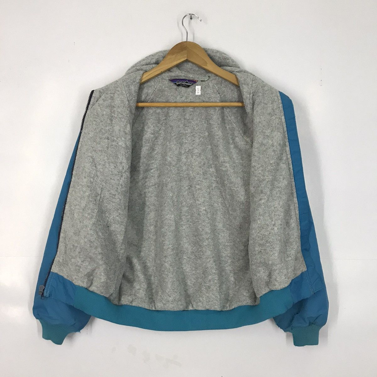 Patagonia Patagonia Bomber design Jacket zipper distress Size US M / EU 48-50 / 2 - 4 Thumbnail