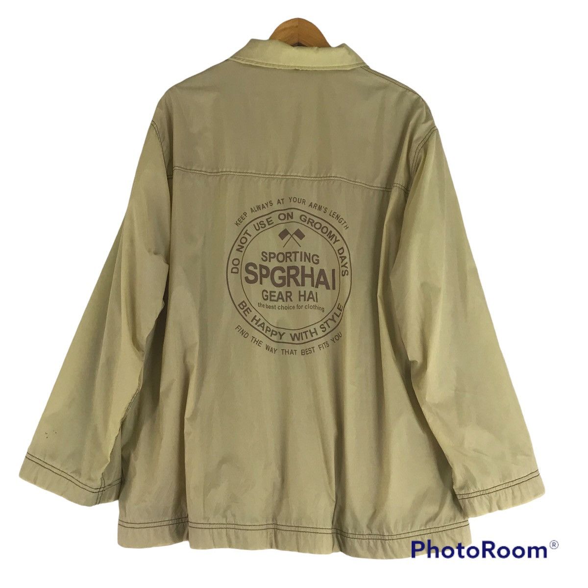 Hai Sporting Gear by Issey Miyake Windbreaker jacket