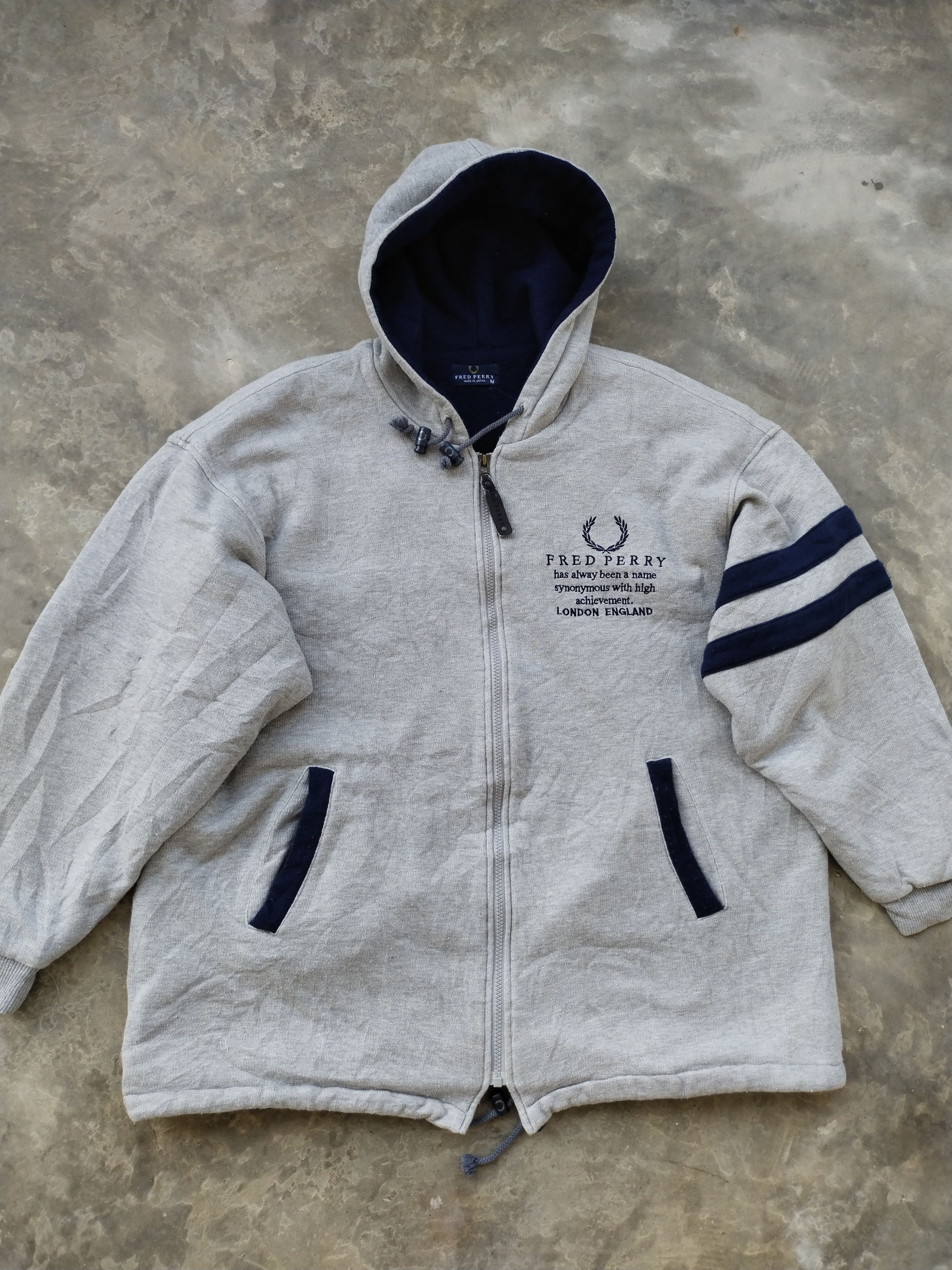 Fred Perry Kapuzenpullover Herren – Klassischer Style Mit Kapuze