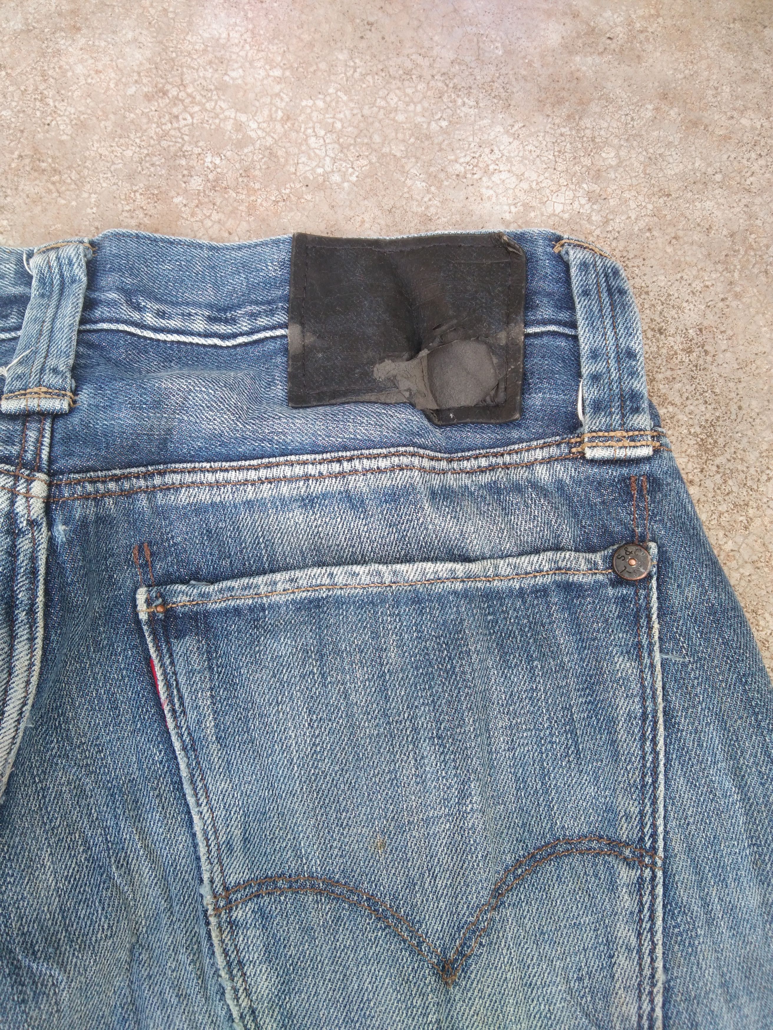 Levi's Vintage Levi's Jeans Faded Blue Distressed Denim 29x31 Size US 29 - 6 Thumbnail