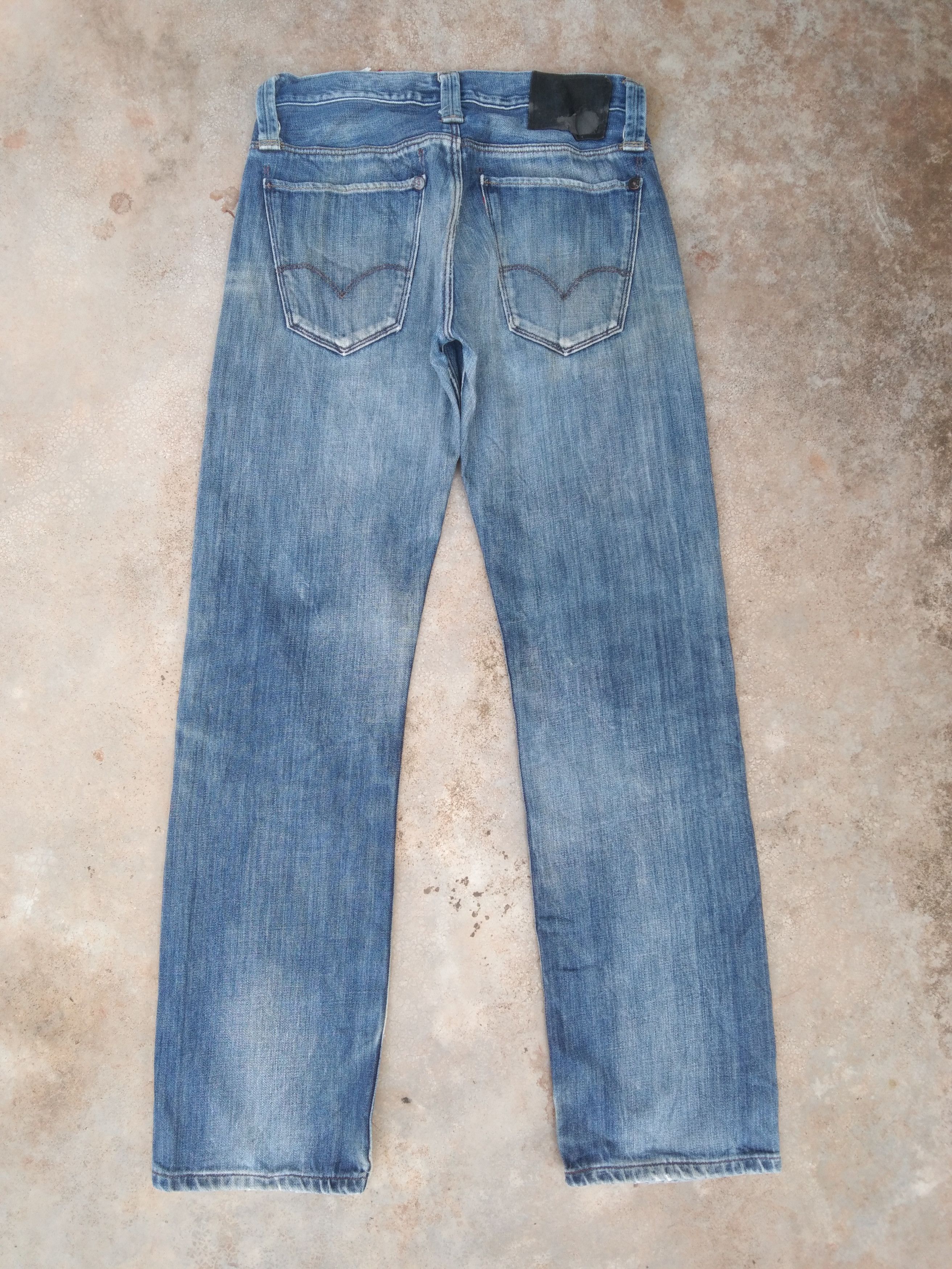 Levi's Vintage Levi's Jeans Faded Blue Distressed Denim 29x31 Size US 29 - 2 Thumbnail