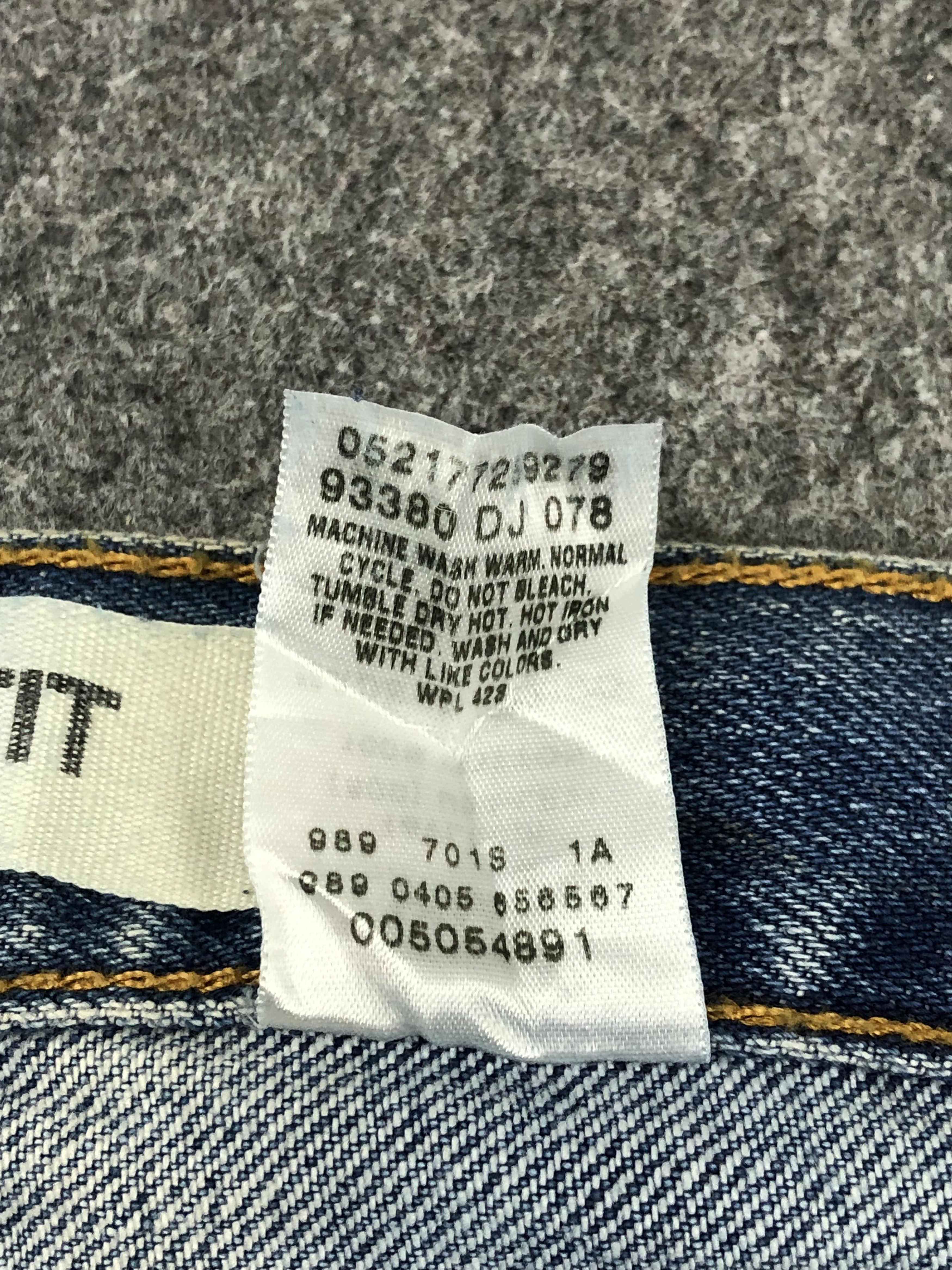Levi's Vintage Levis 505 Blue Denim Jeans DP1478 Size US 42 / EU 58 - 8 Thumbnail