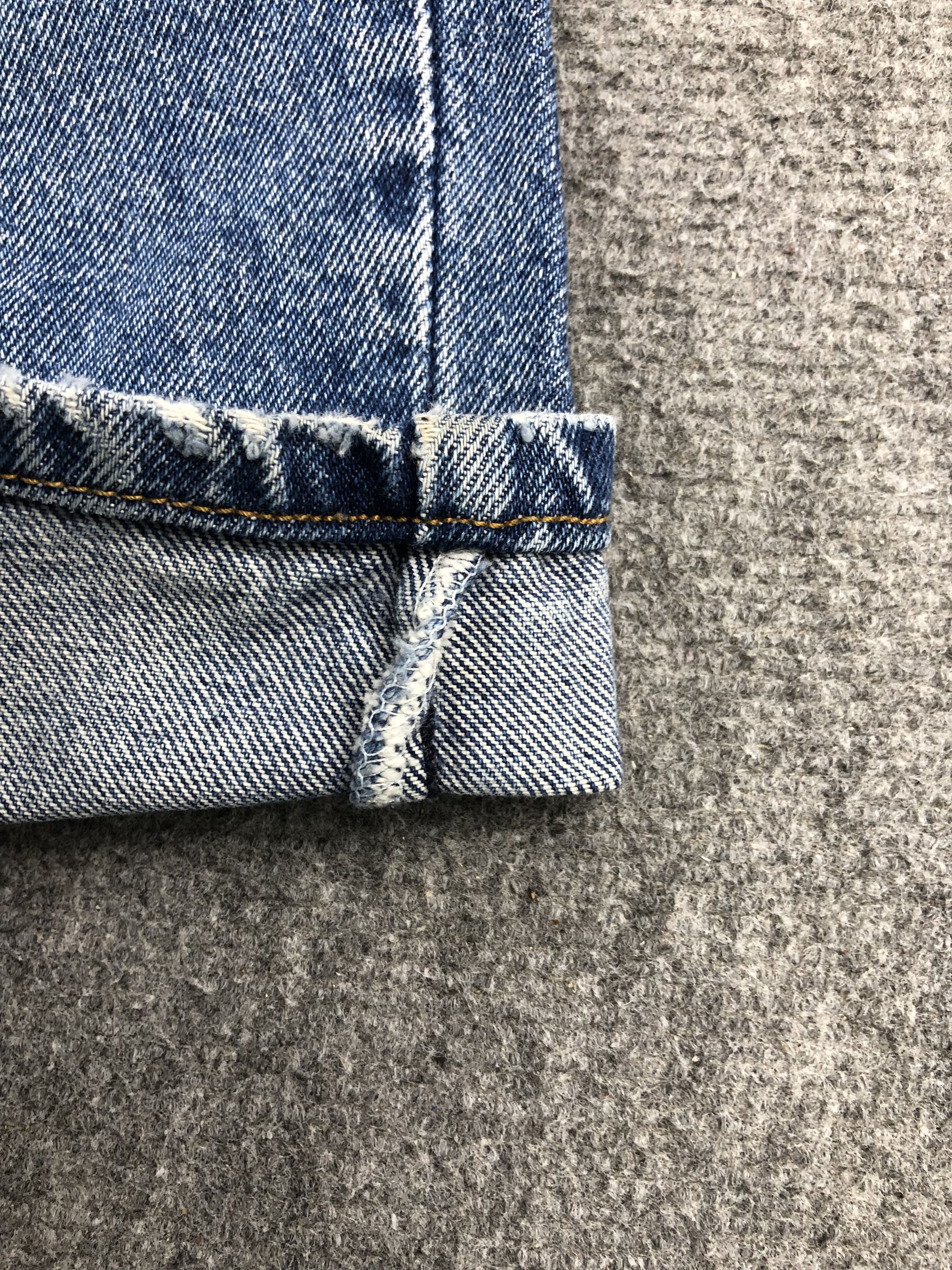 Levi's Vintage Levis 560 Denim DP1477 Size US 39 - 9 Thumbnail