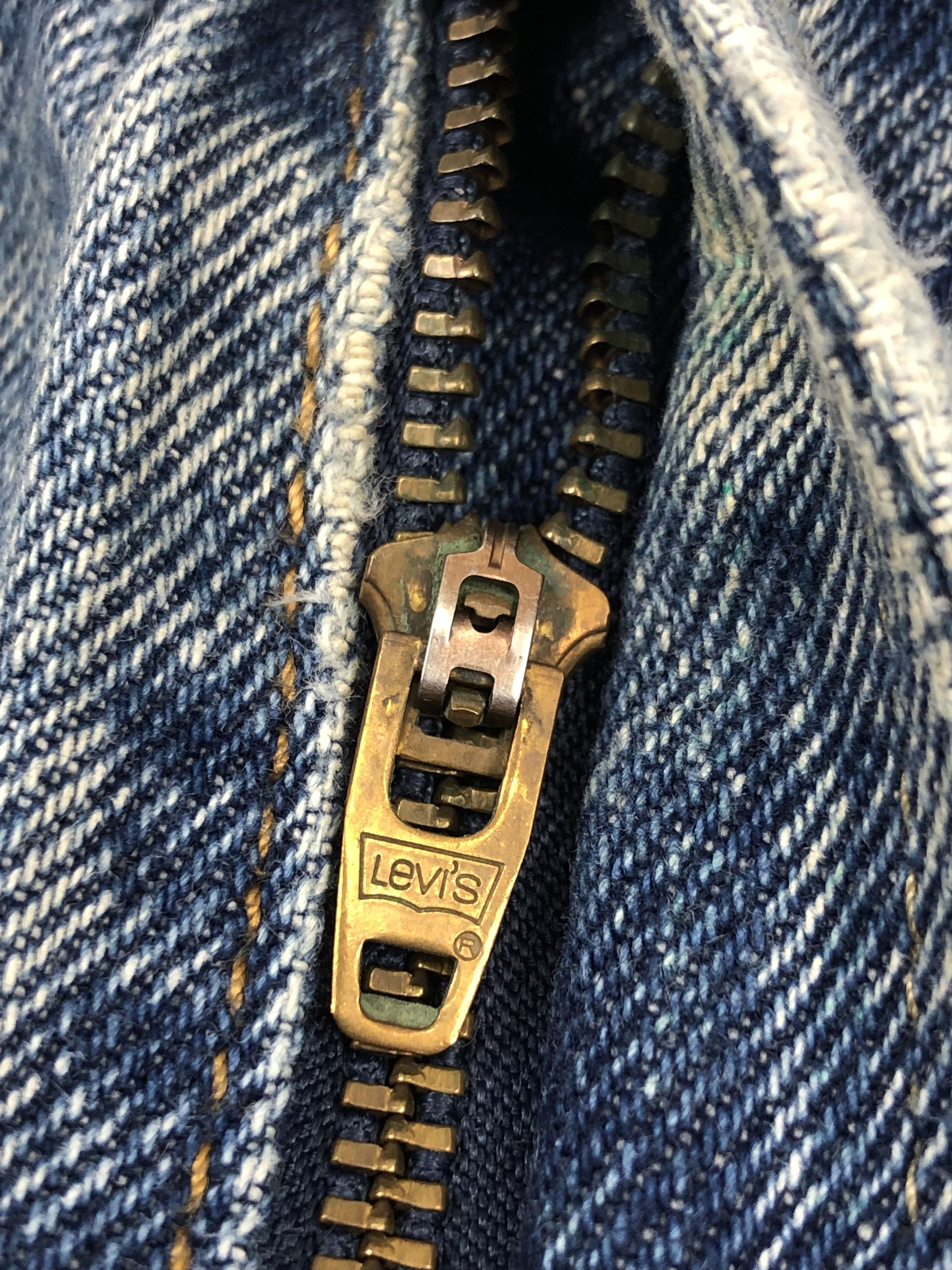Levi's Vintage Levis 560 Denim DP1477 Size US 39 - 11 Thumbnail