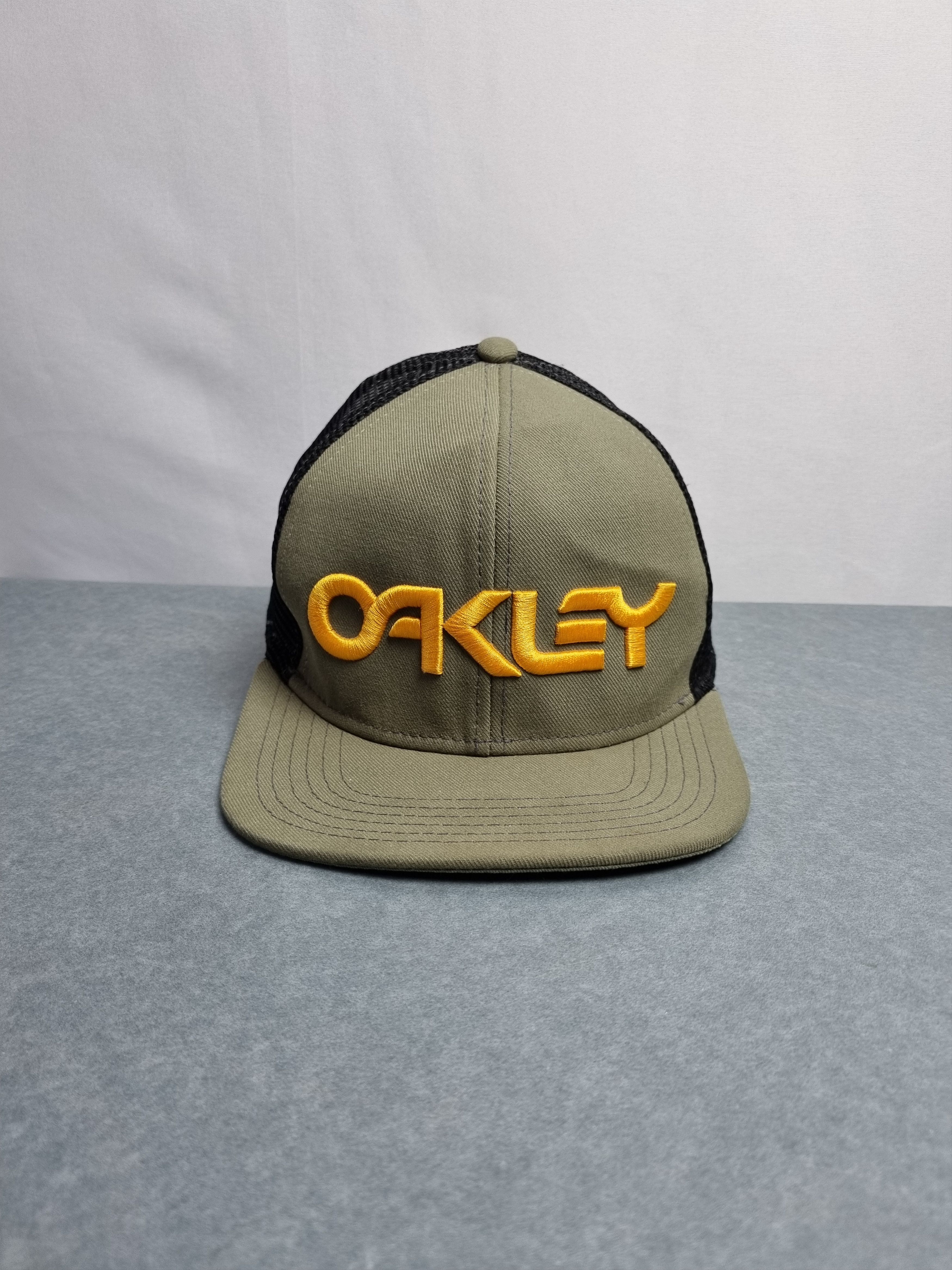 Oakley Rare Oakley Spell out Big Logo Cap Size ONE SIZE - 1 Thumbnail