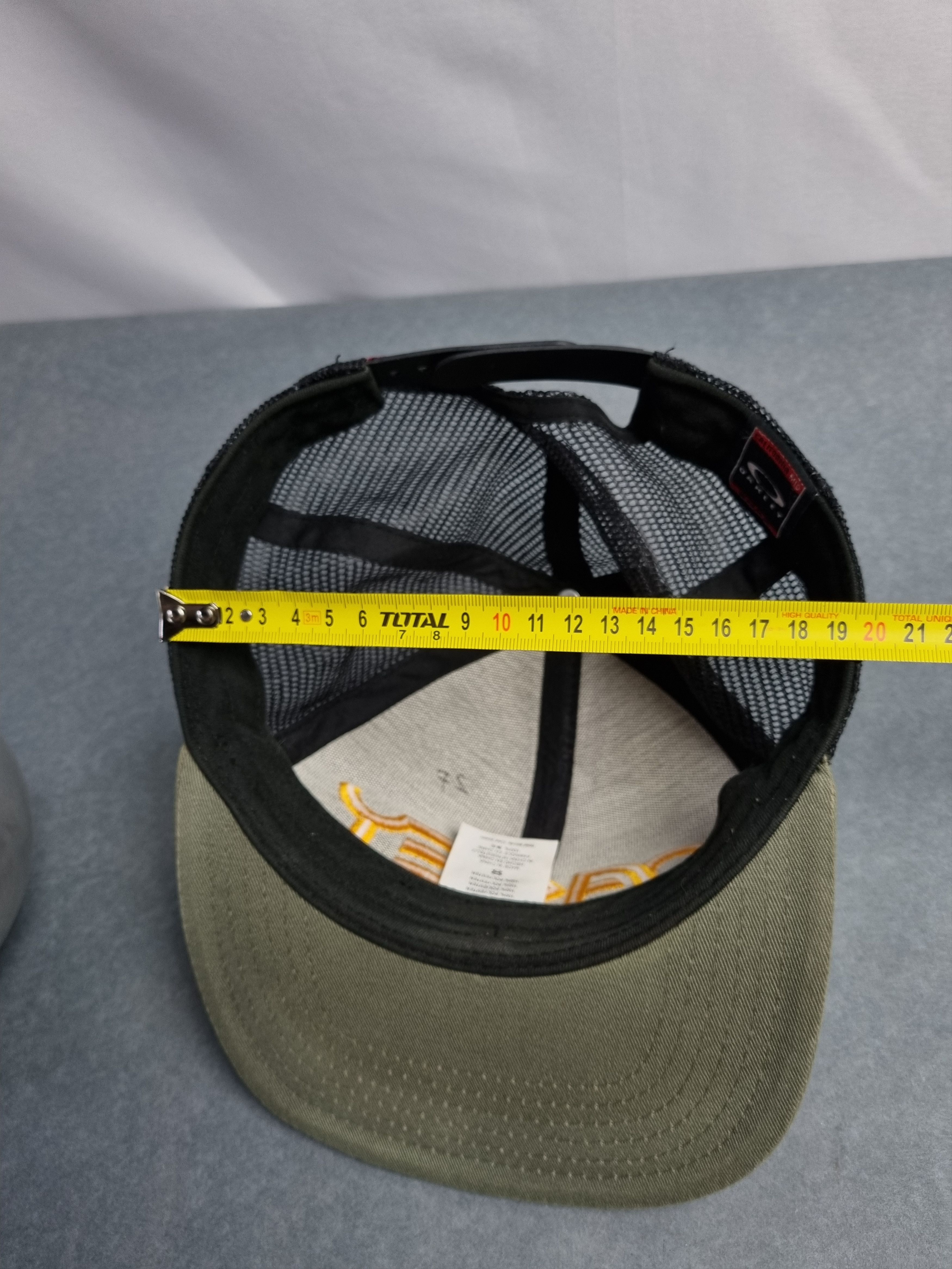 Oakley Rare Oakley Spell out Big Logo Cap Size ONE SIZE - 12 Thumbnail