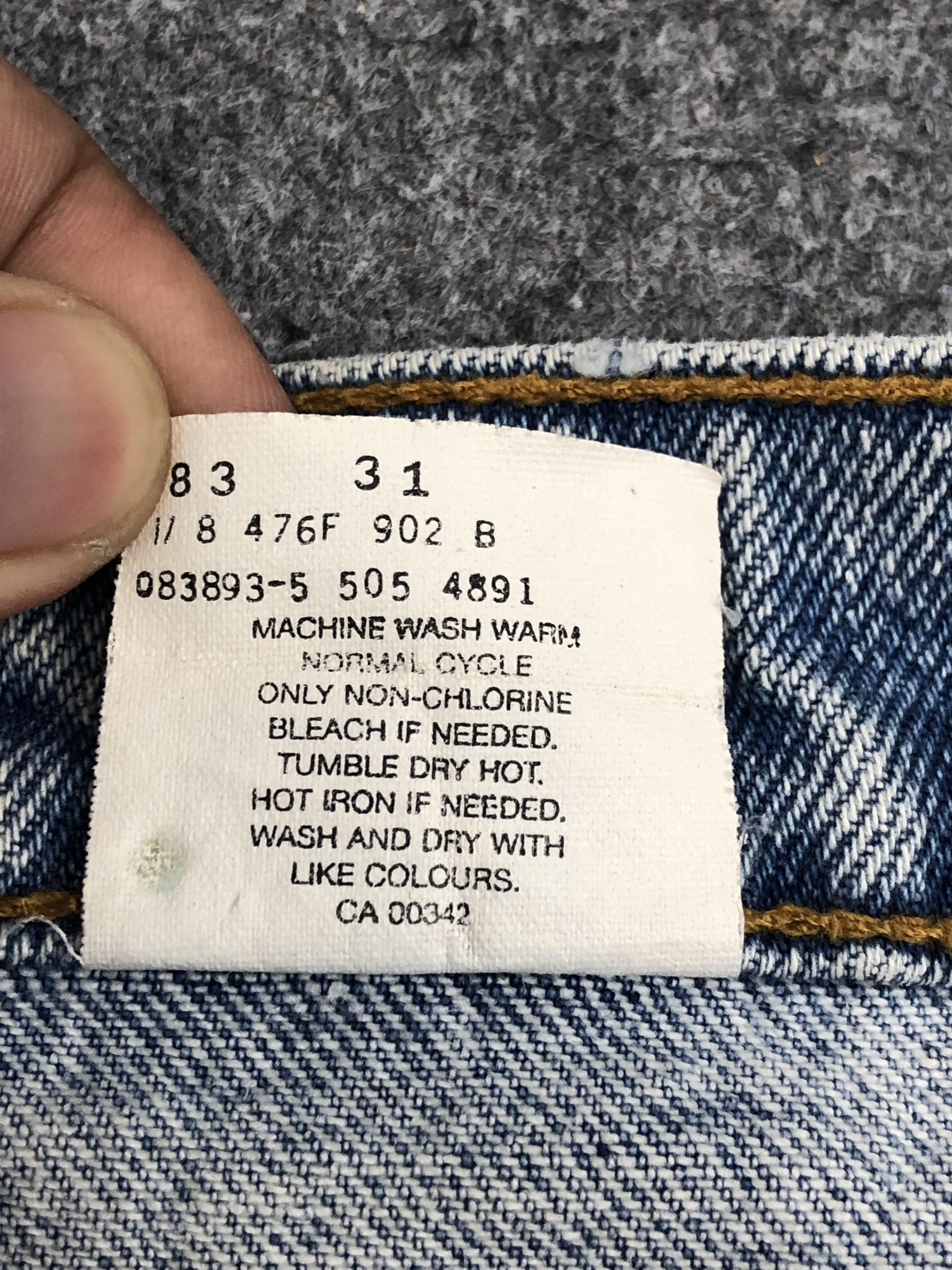 Levi's Vintage 90s Levis 505 Light Wash Jeans DP1505 Size US 38 / EU 54 - 8 Thumbnail