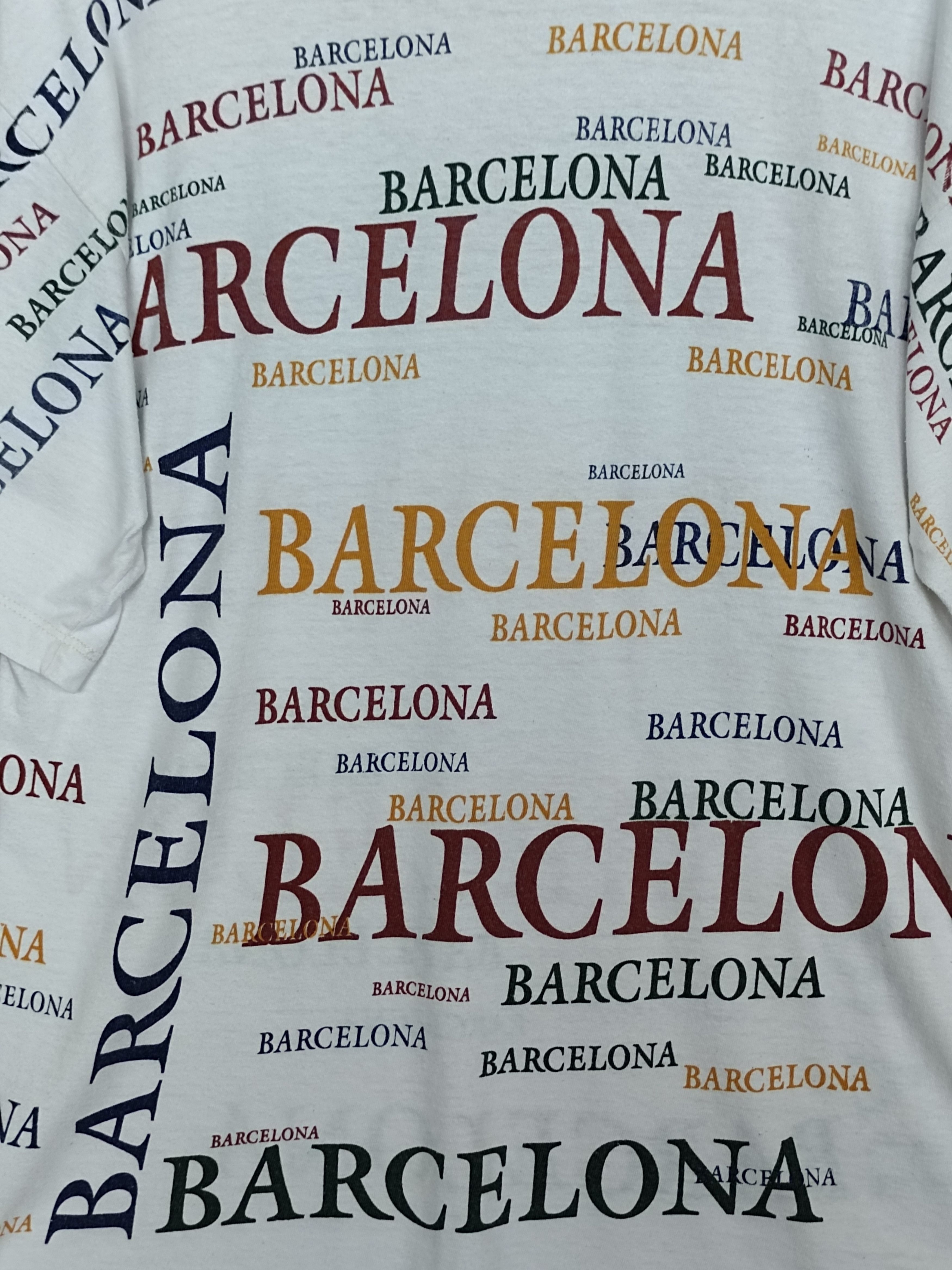 Vintage Vintage Barcelona Spell Out All Over By La Massana Art Size US M / EU 48-50 / 2 - 11 Thumbnail