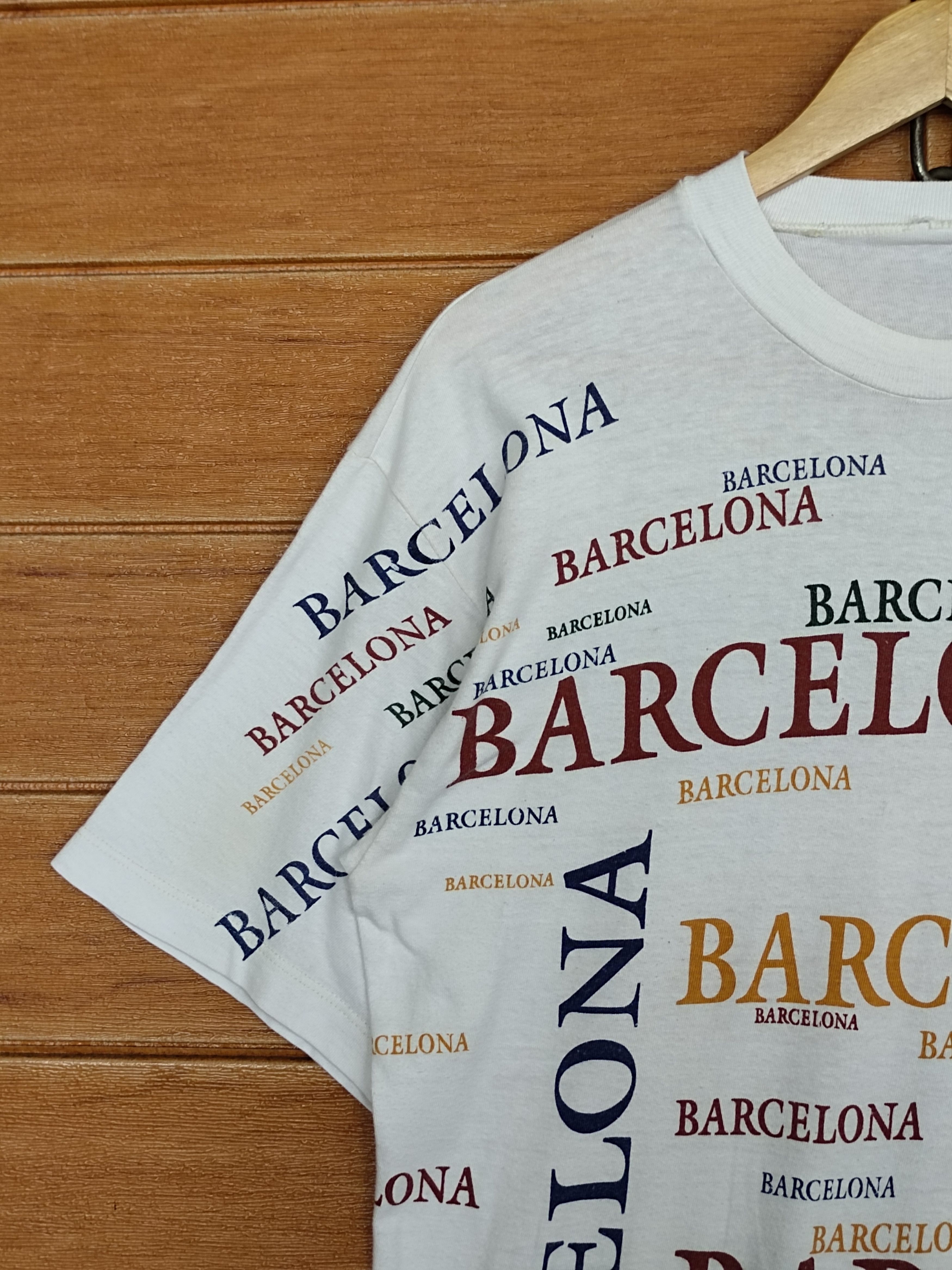 Vintage Vintage Barcelona Spell Out All Over By La Massana Art Size US M / EU 48-50 / 2 - 6 Thumbnail