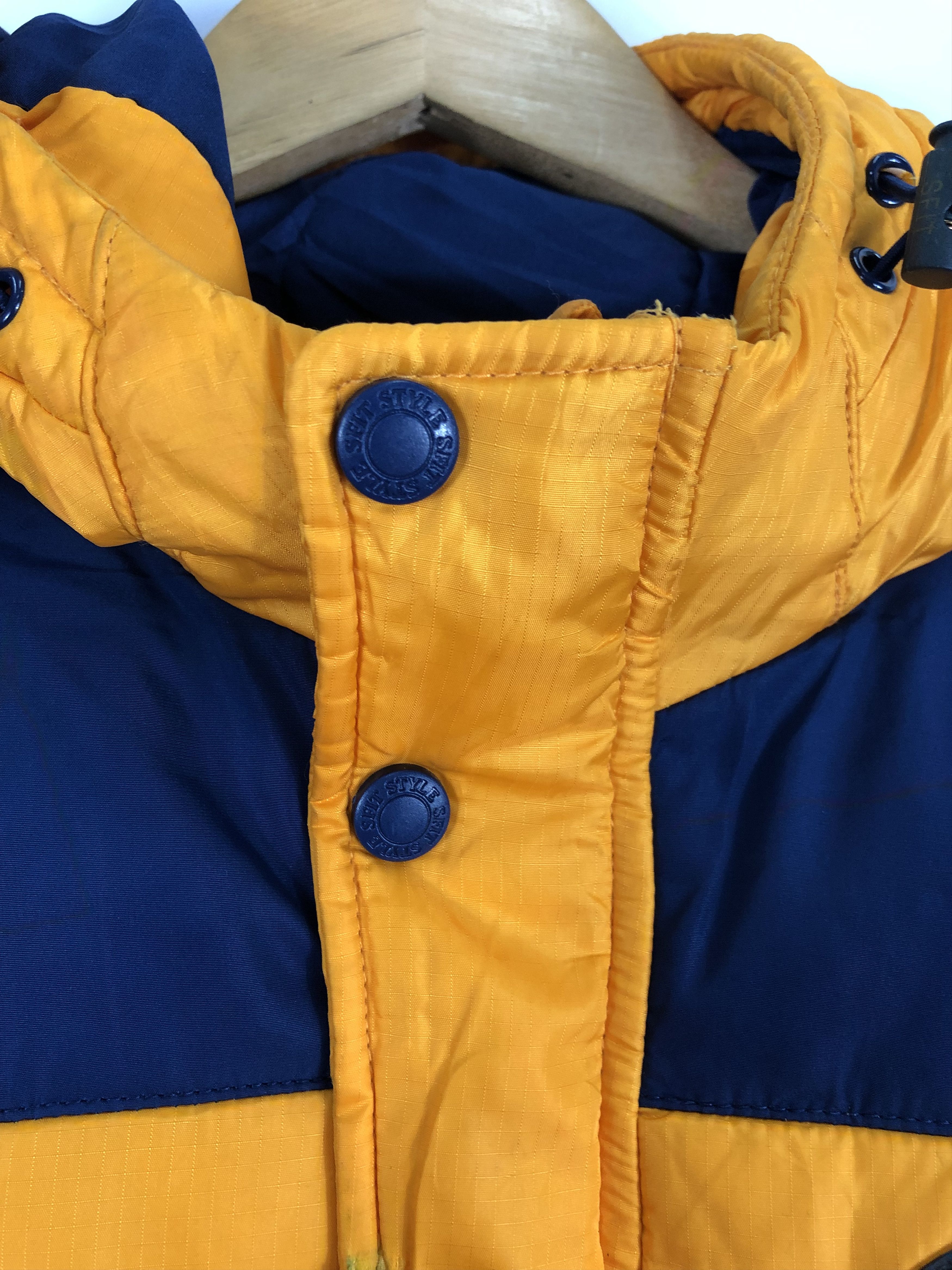 Japanese Brand Vintage Japanese Brand Puffer Jacket J0613 Size US M / EU 48-50 / 2 - 12 Thumbnail