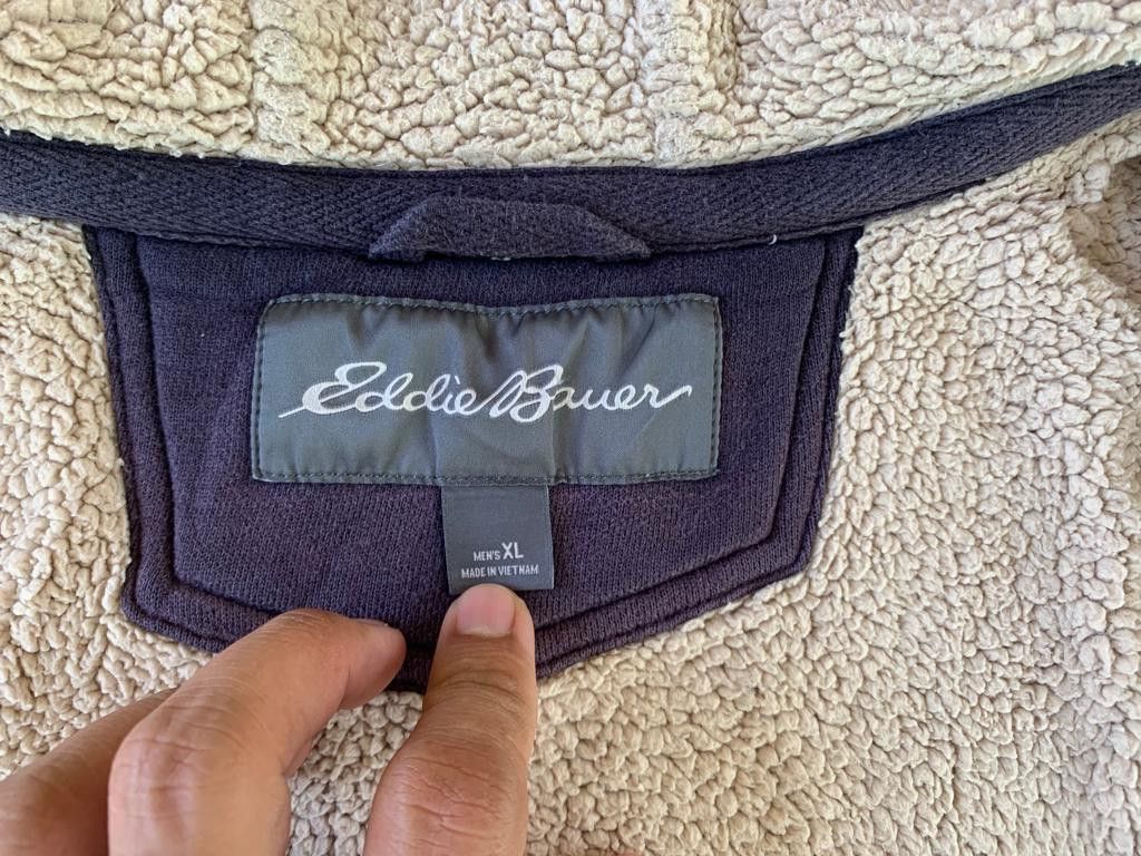 Eddie Bauer × Vintage 🔥Vintage Eddie Bauer hoodie with sherpa inside Size US XL / EU 56 / 4 - 12 Thumbnail