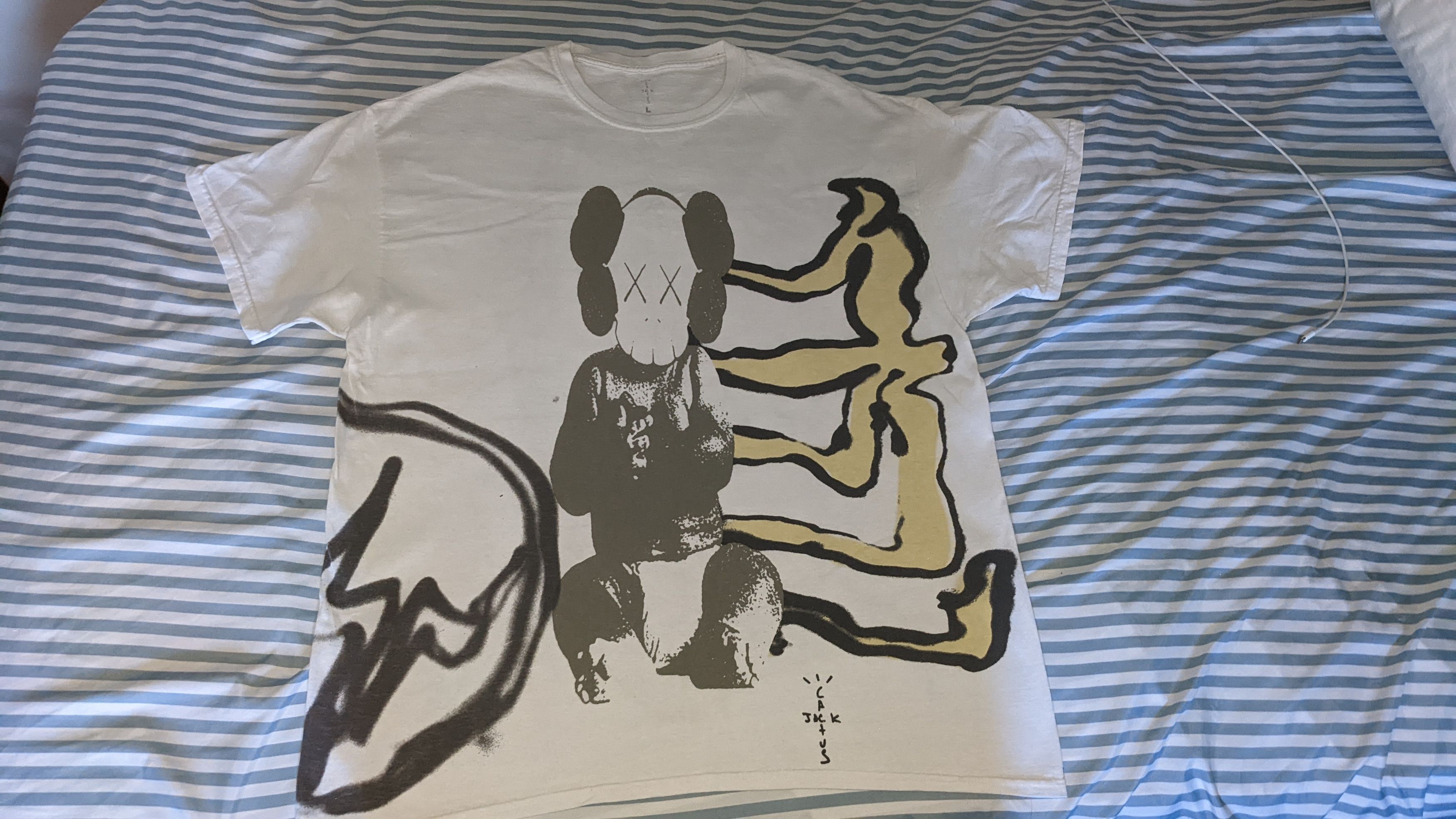 travis scott fragment kaws shirt
