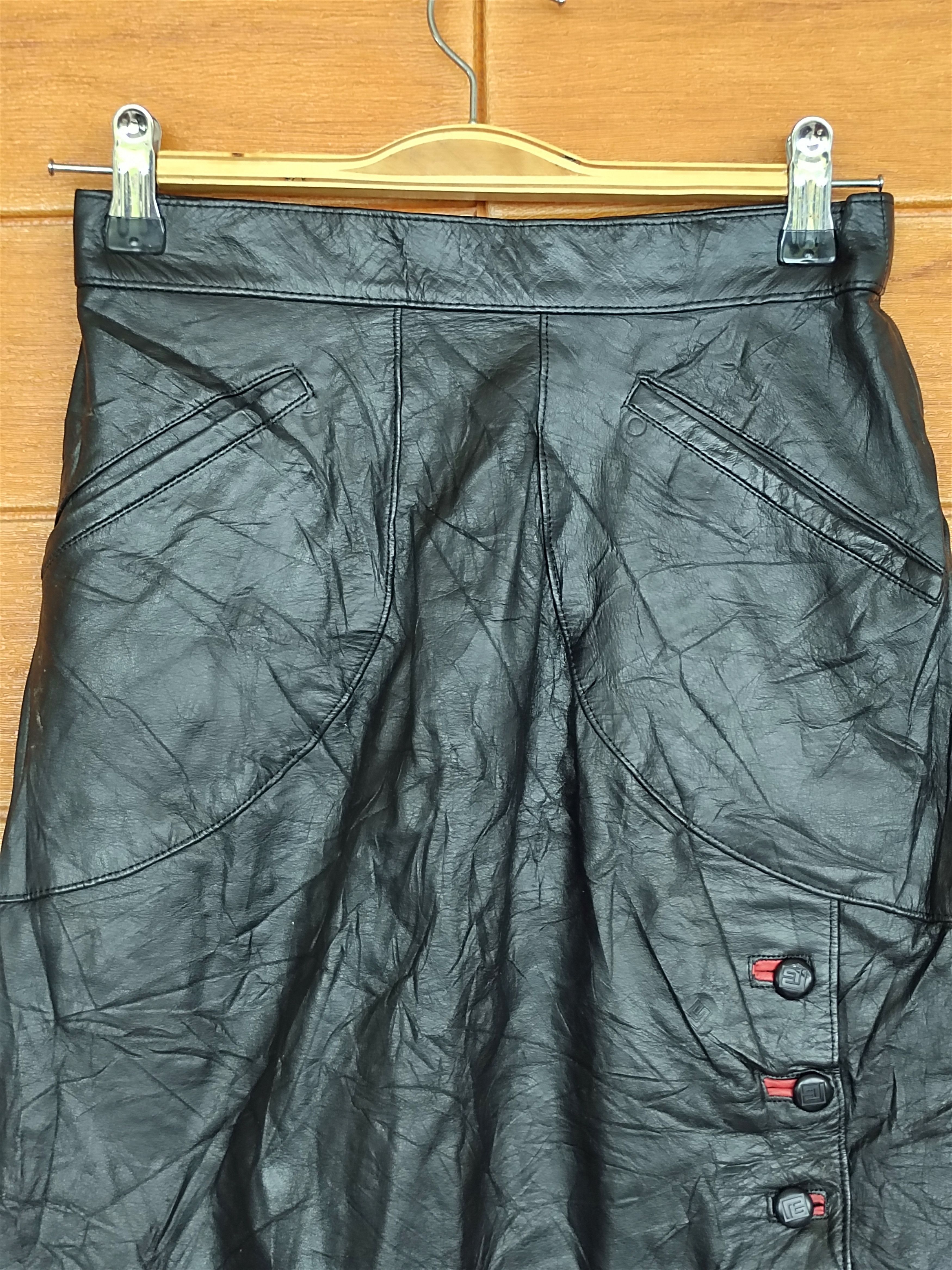 Pierre Balmain Vintage Pierre Balmain Paris Leather Skirt Size 25" / US 0 / IT 36 - 4 Thumbnail
