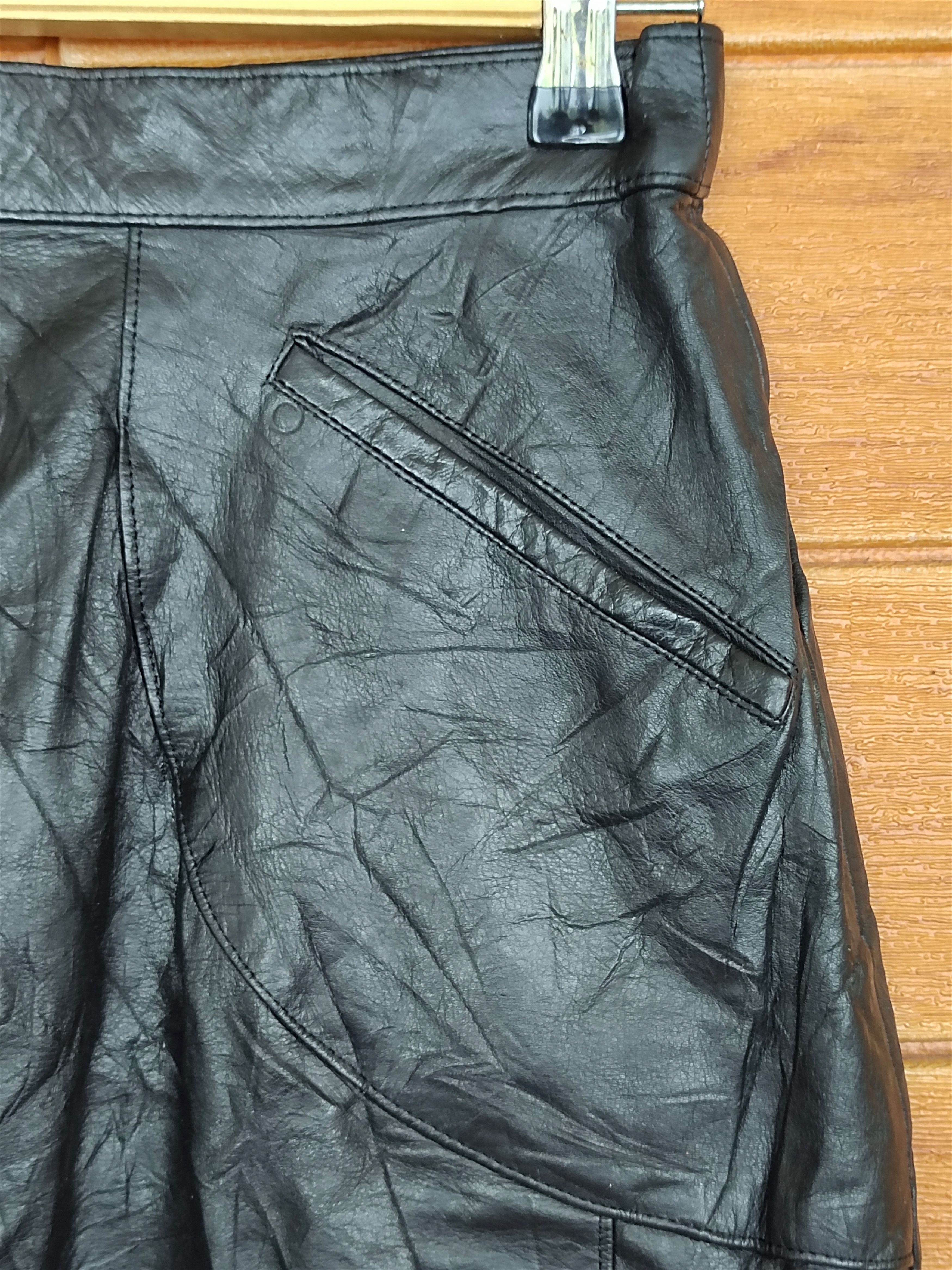 Pierre Balmain Vintage Pierre Balmain Paris Leather Skirt Size 25" / US 0 / IT 36 - 5 Thumbnail