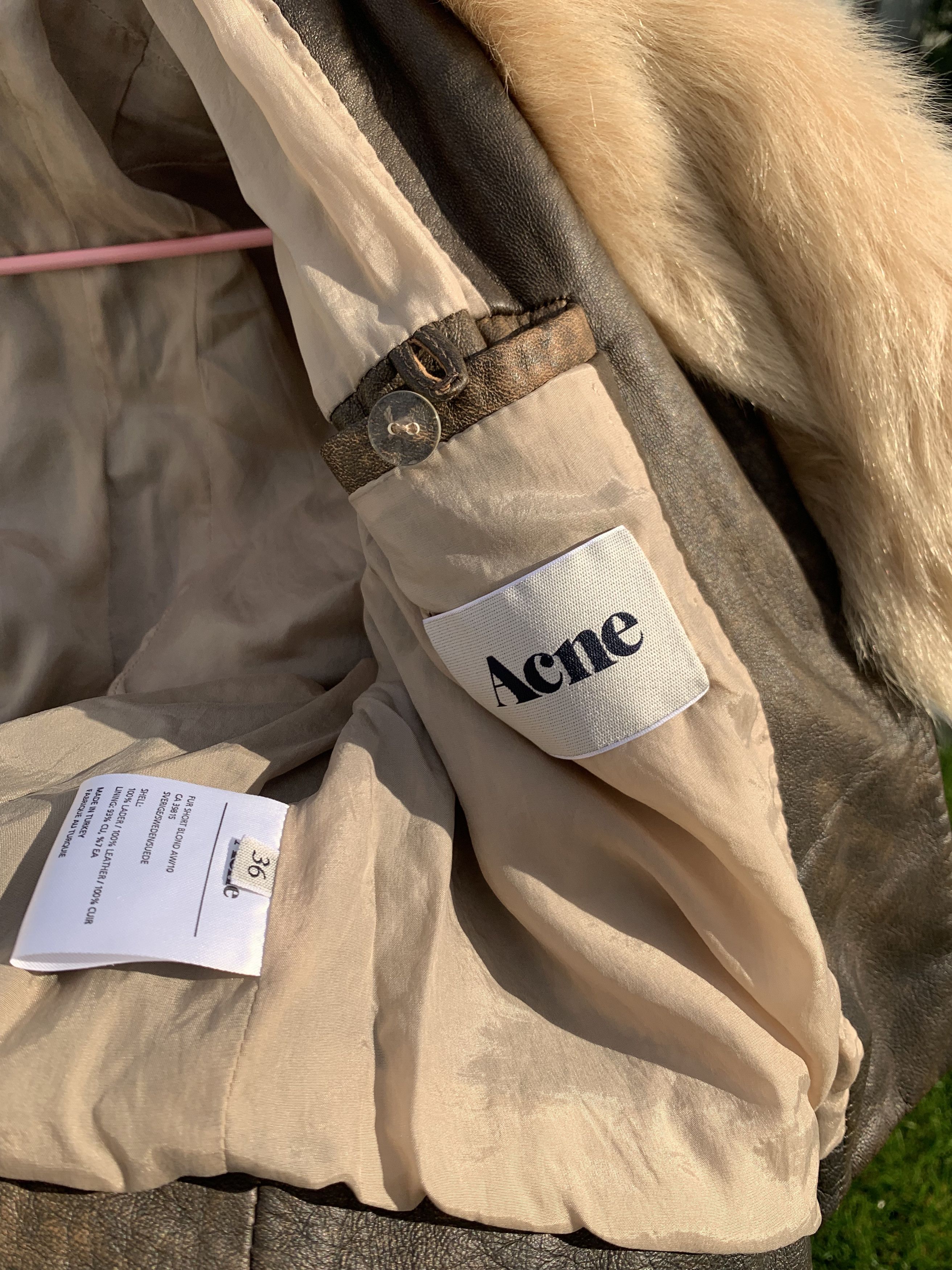 Acne Studios AW 10 FUR SHORT BLOND size 36