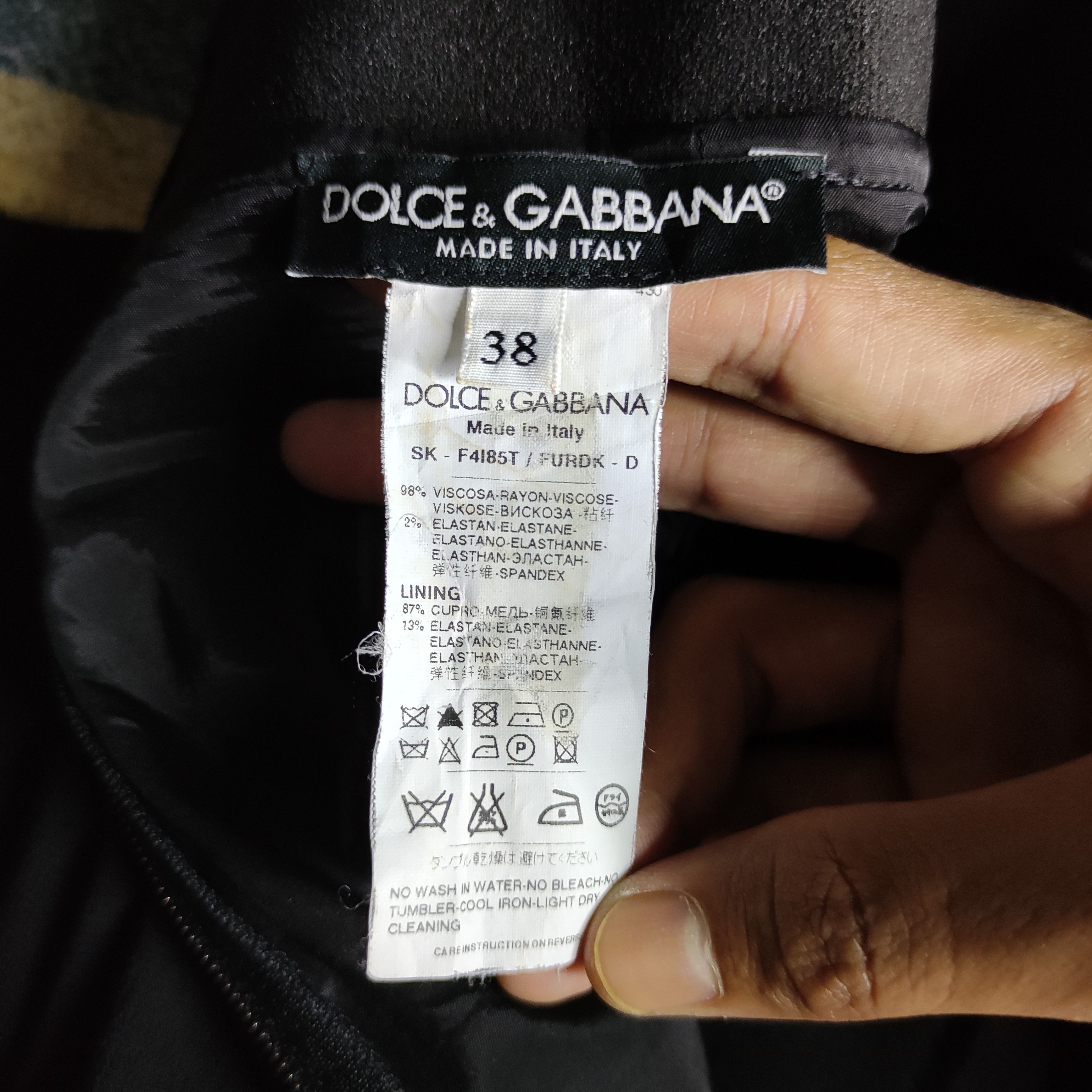 Dolce & Gabbana a81 D&G skirt Size 28" / US 6 / IT 42 - 9 Thumbnail
