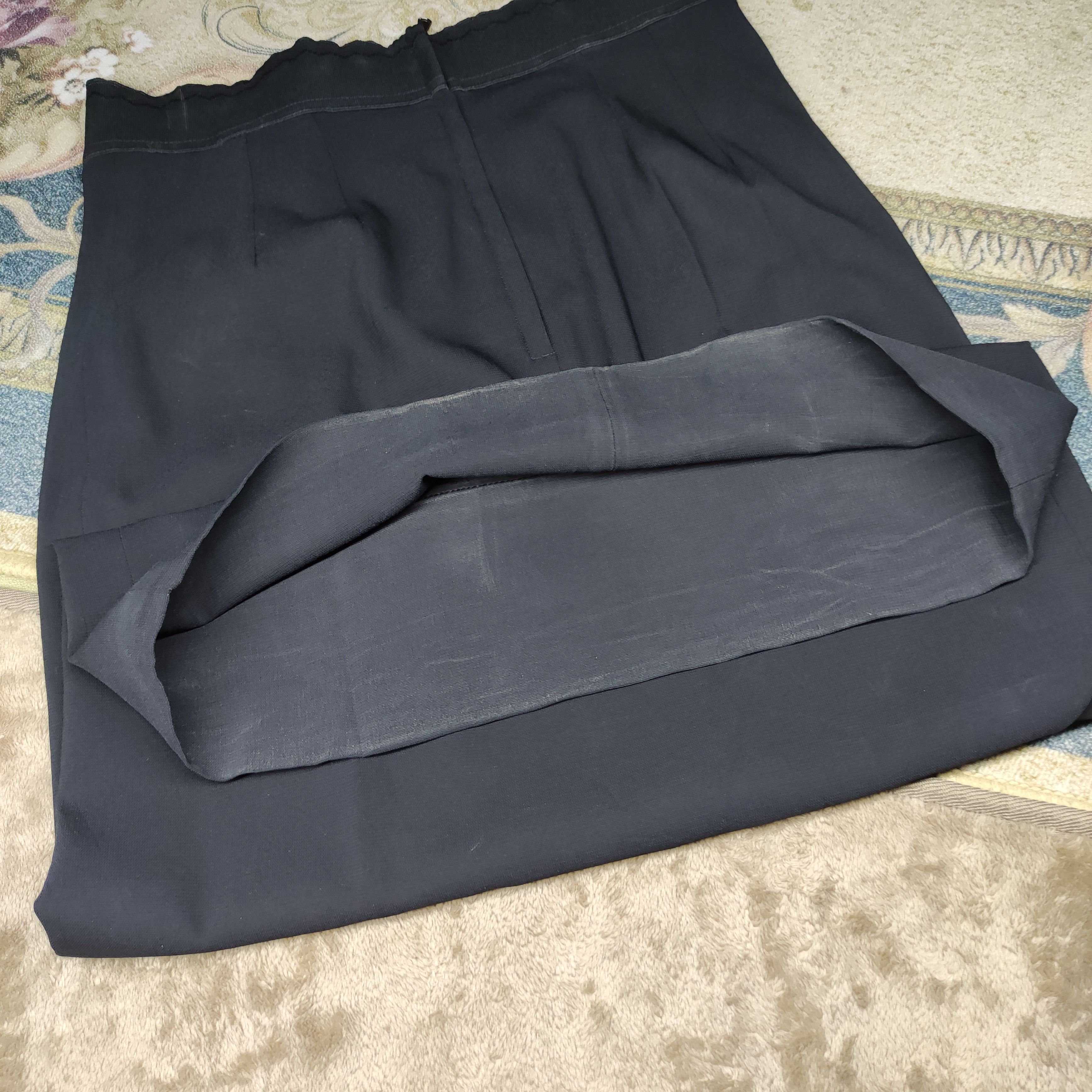Dolce & Gabbana a81 D&G skirt Size 28" / US 6 / IT 42 - 3 Thumbnail