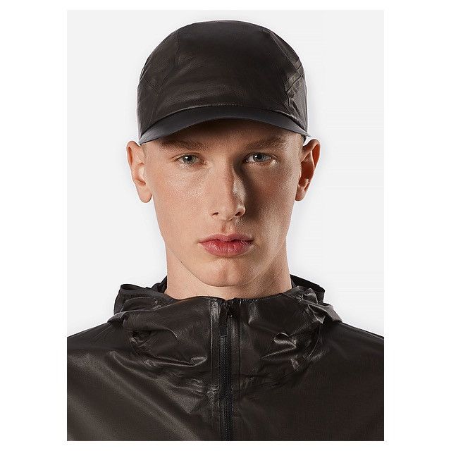 Shakedry cap deals