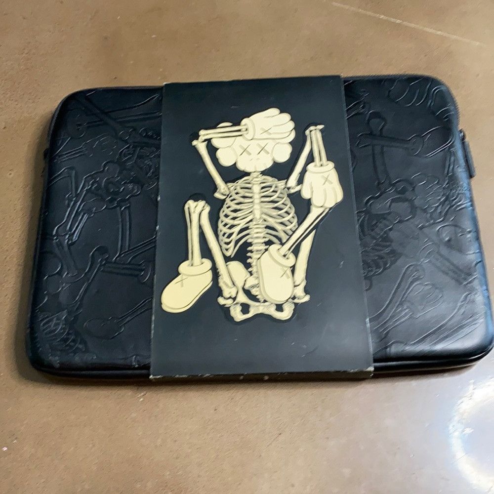 Kaws Kaws Laptop Case | Grailed