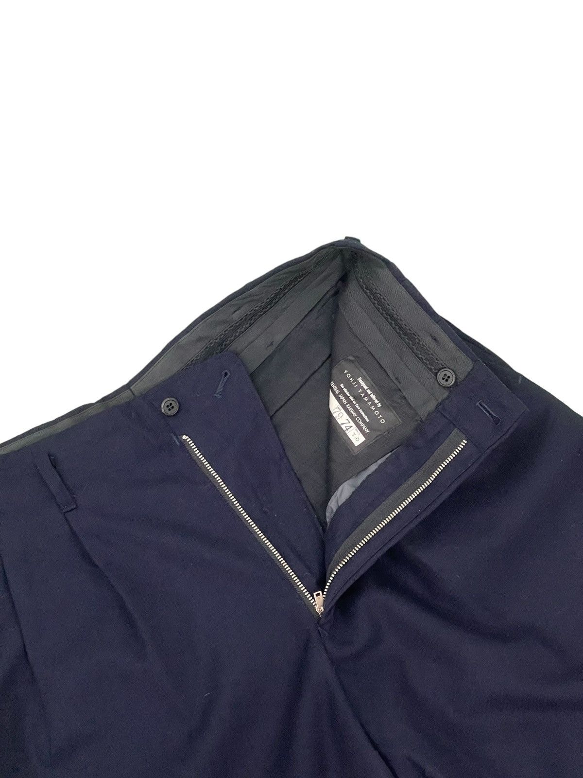 Yohji Yamamoto Yohji Yamamoto Wool Wide Trouser Central Railway Jpn 2🟦3 Size US 31 - 10 Thumbnail