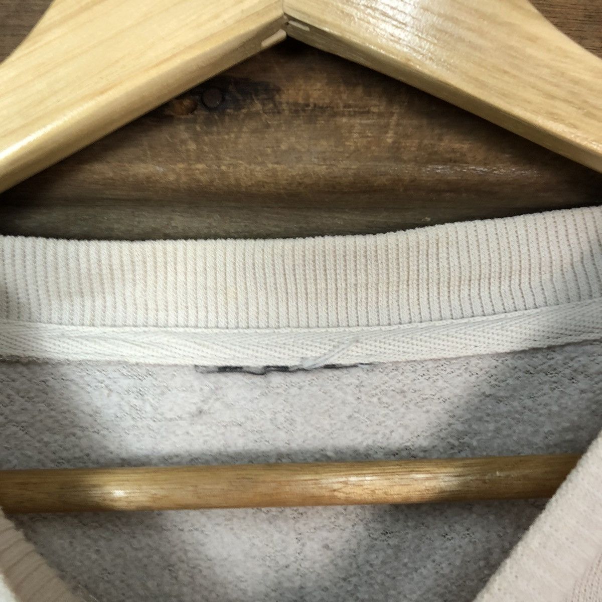 Japanese Brand Japanese Brand vintage Cream Sweatshirt #5998 Size US L / EU 52-54 / 3 - 8 Thumbnail