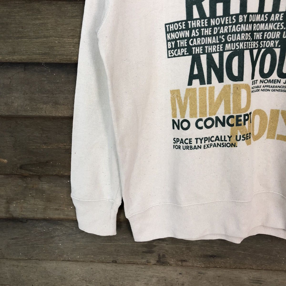 Japanese Brand Japanese Brand vintage Cream Sweatshirt #5998 Size US L / EU 52-54 / 3 - 4 Thumbnail