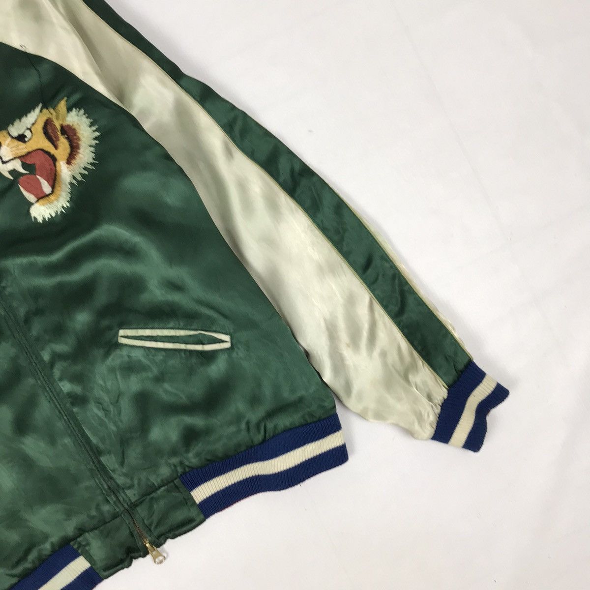 Japanese Brand Vintage Japanese Souvenir Sukajan Rayon Reversible Jacket Size US L / EU 52-54 / 3 - 8 Thumbnail