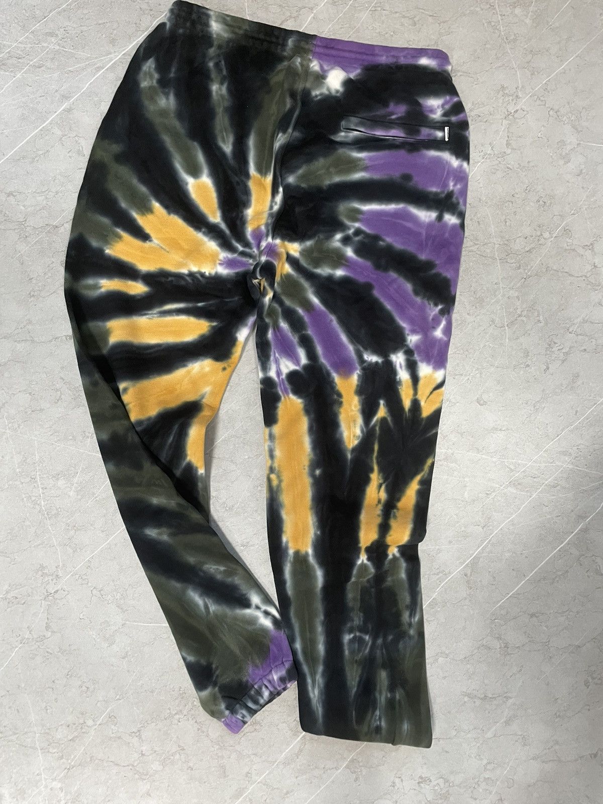 Icecream UNWORN* ICECREAM Tie dye sweatpants L Size US 34 / EU 50 - 7 Thumbnail