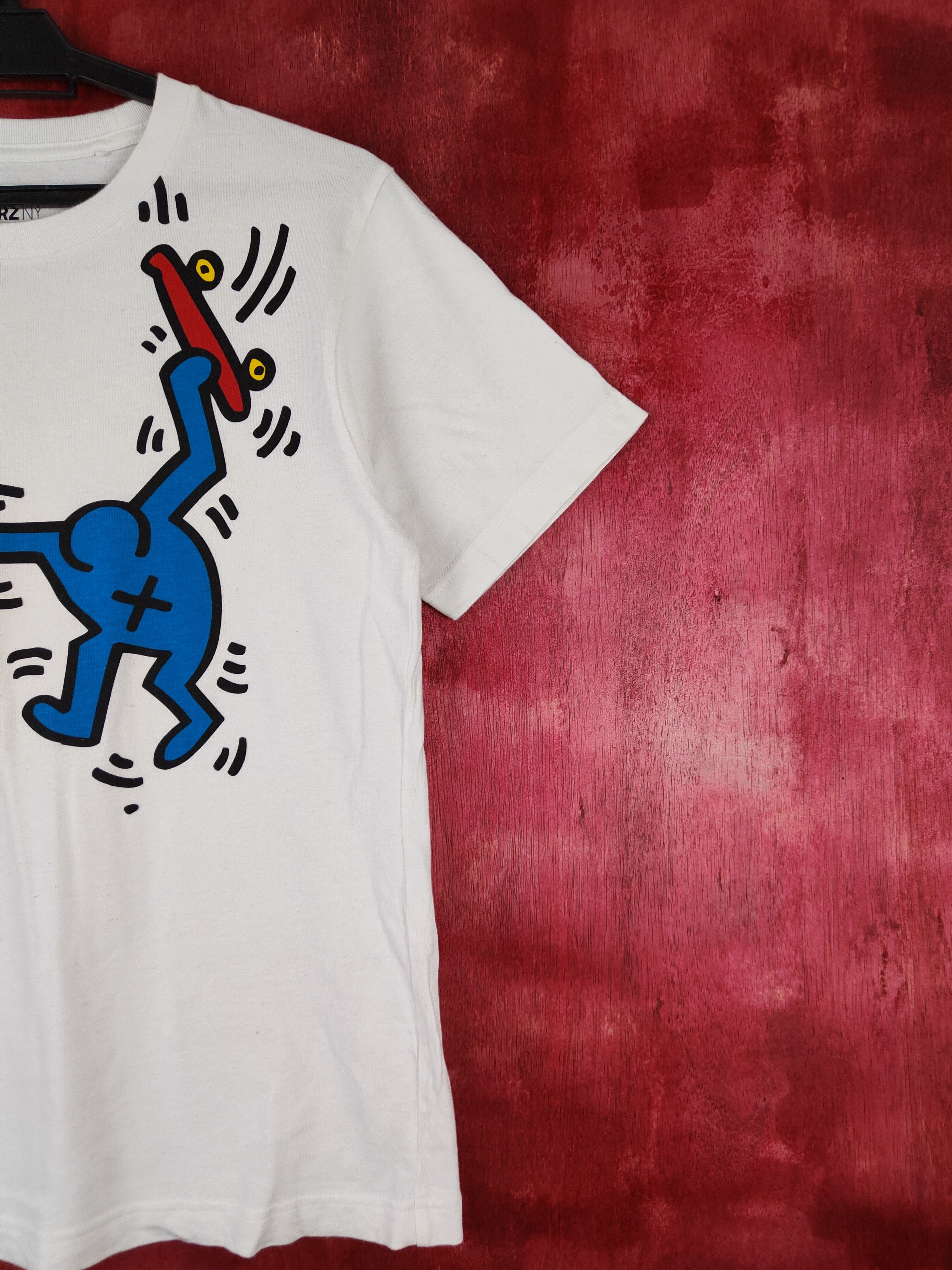 Japanese Brand Uniqlo X Keith Haring White Short Sleeve T-shirt #5782 Size US S / EU 44-46 / 1 - 5 Thumbnail