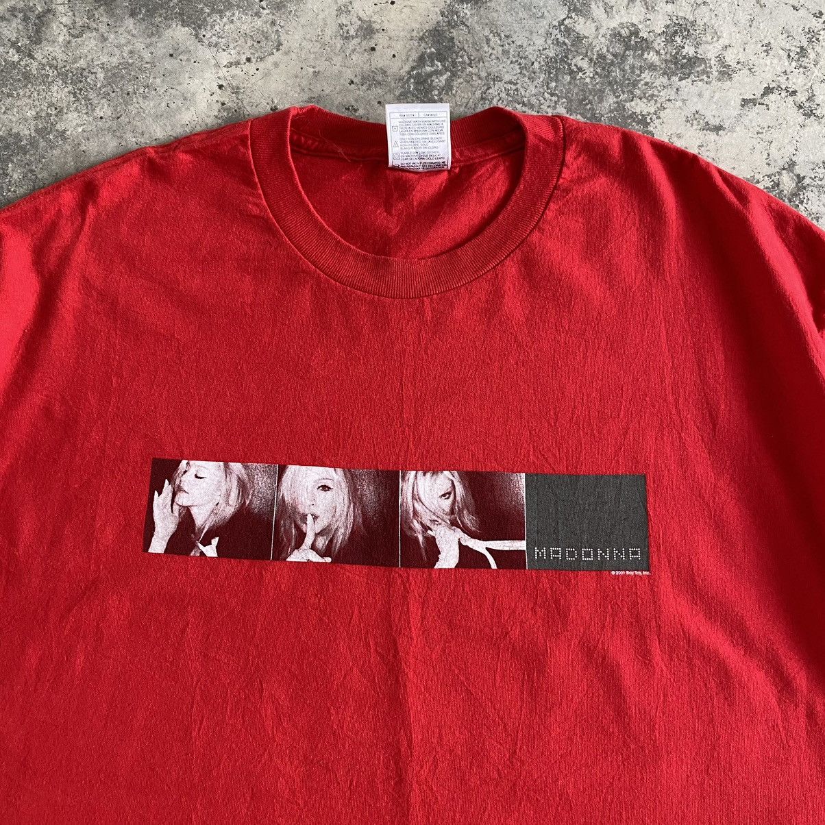 Vintage 2001 Madonna Queen Of Pop Promo Tour Tee