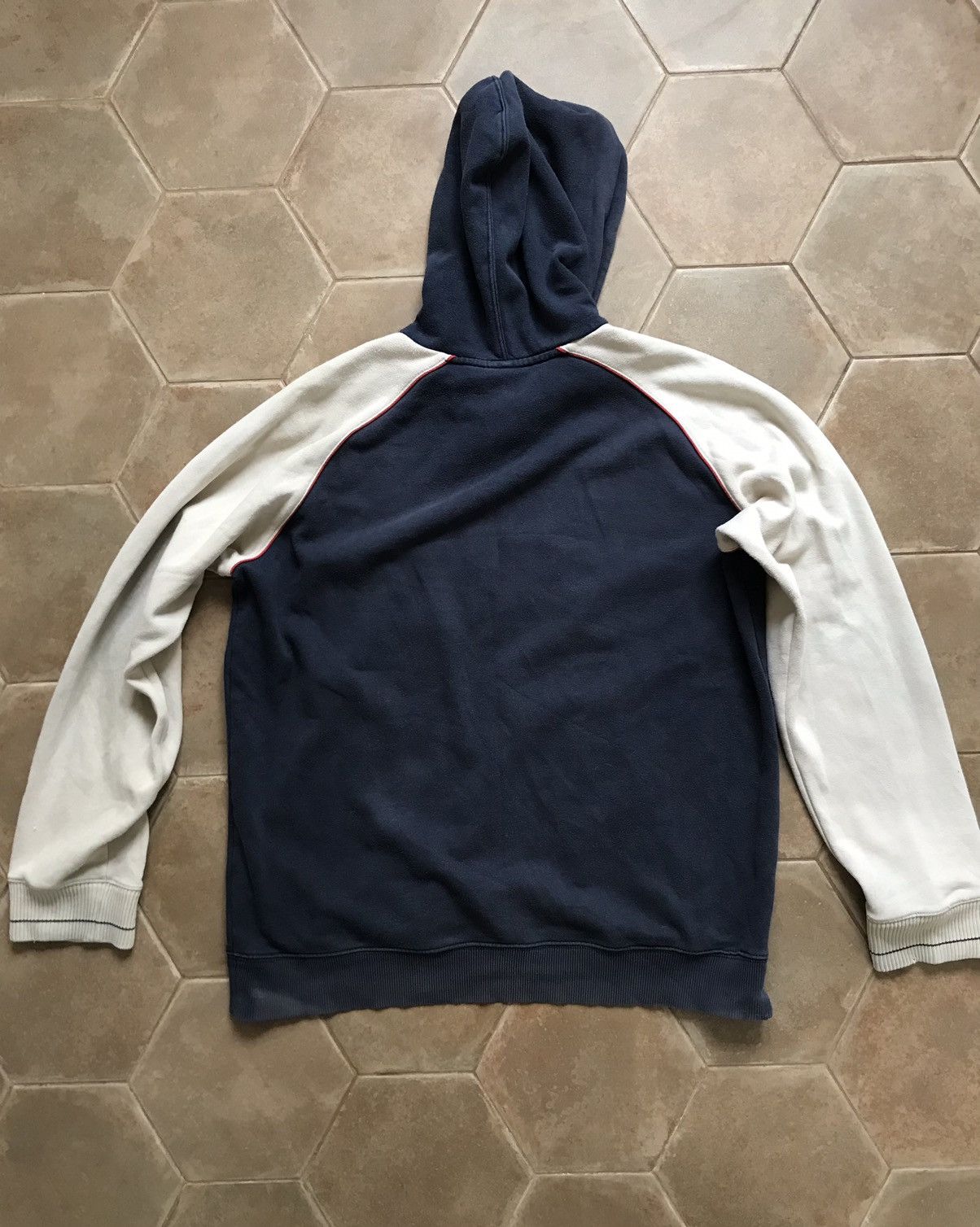 Nike × Vintage VINTAGE NIKE BIG LOGO HOODIE Size US L / EU 52-54 / 3 - 7 Thumbnail