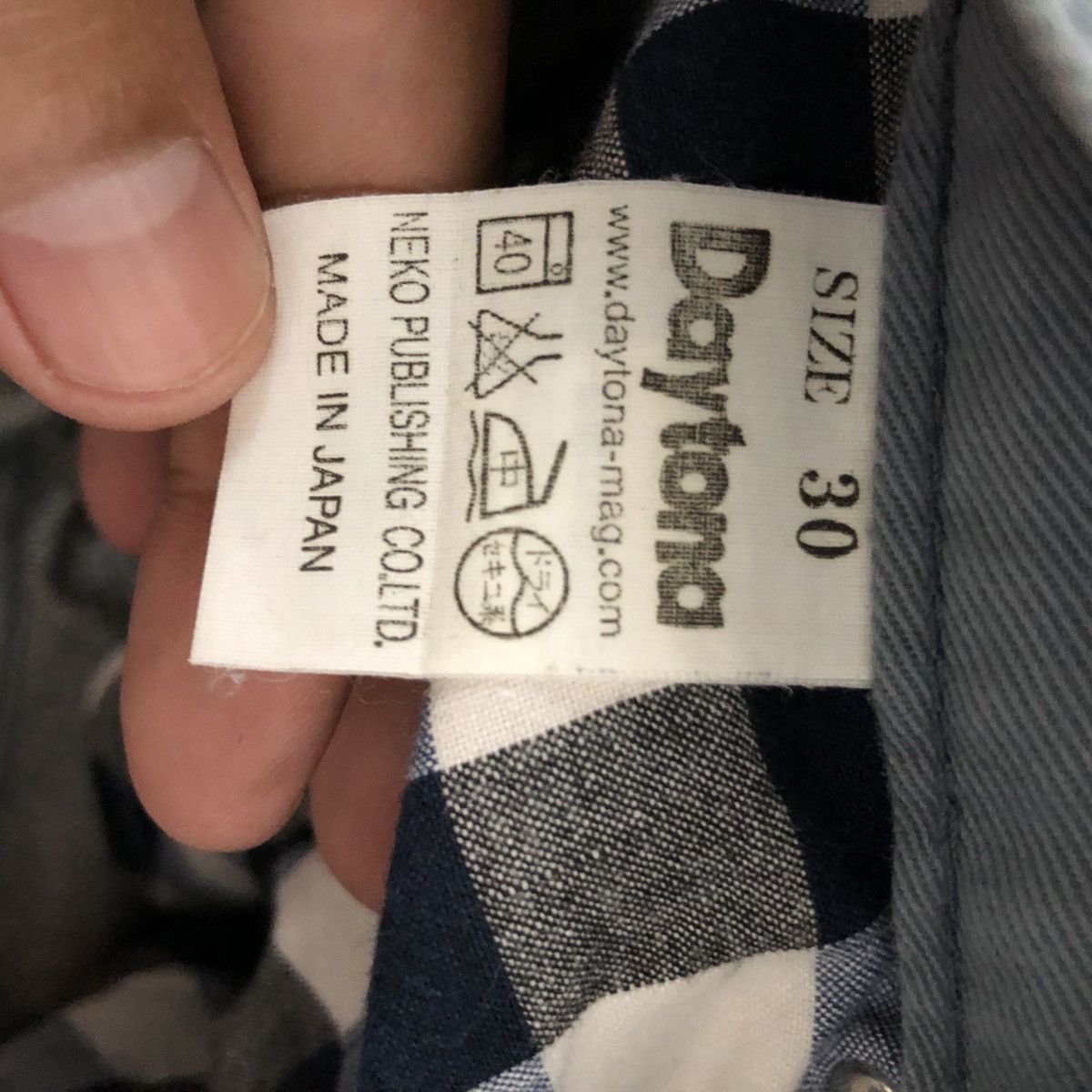 Beauty Beast Rare cotton 1/2 pants high quality like new condition Size US 30 / EU 46 - 10 Thumbnail