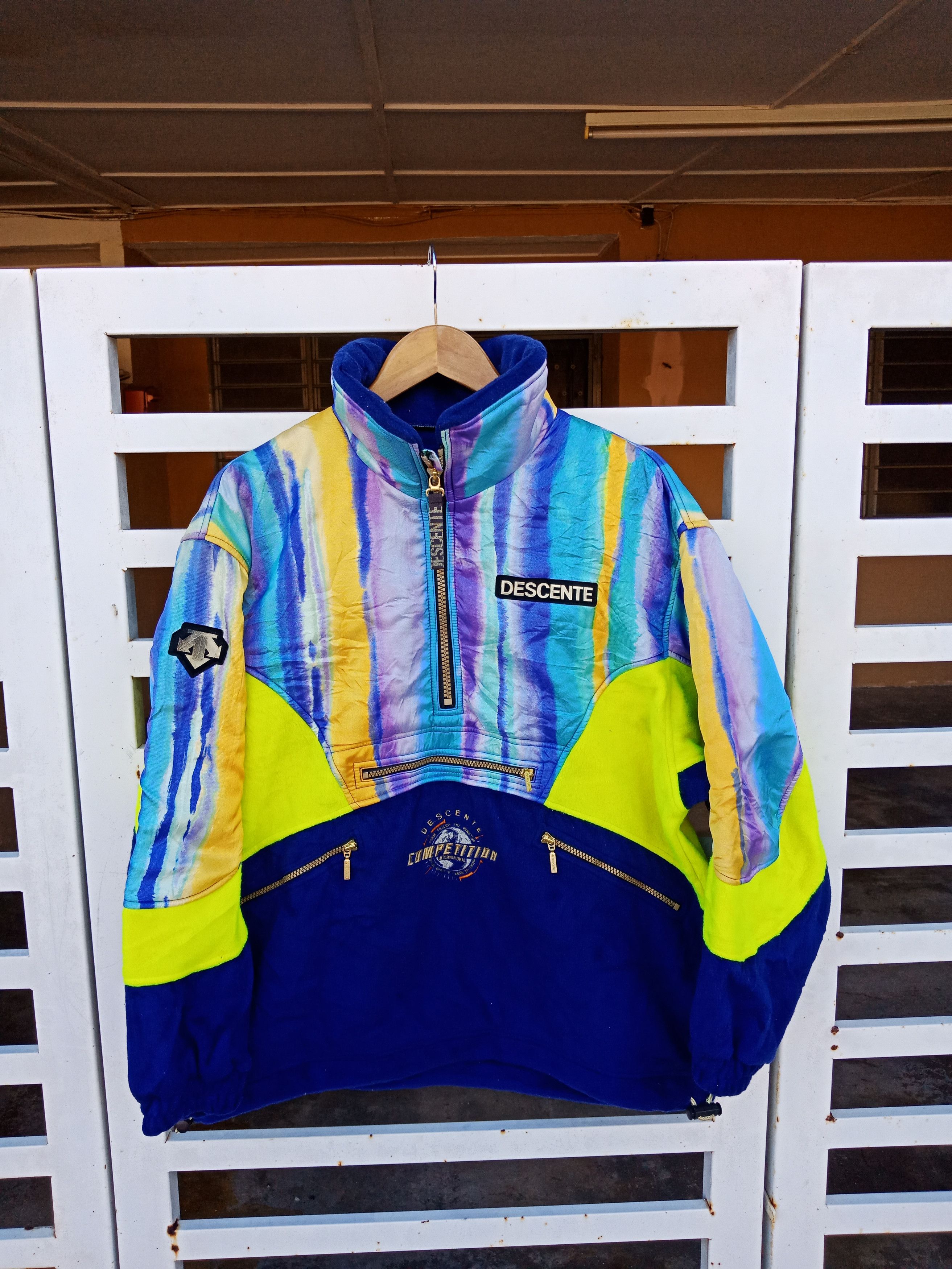 Descente × Japanese Brand × Vintage Japanese Brand Descente Fleece Big Logo Pull Over Size US L / EU 52-54 / 3 - 1 Thumbnail