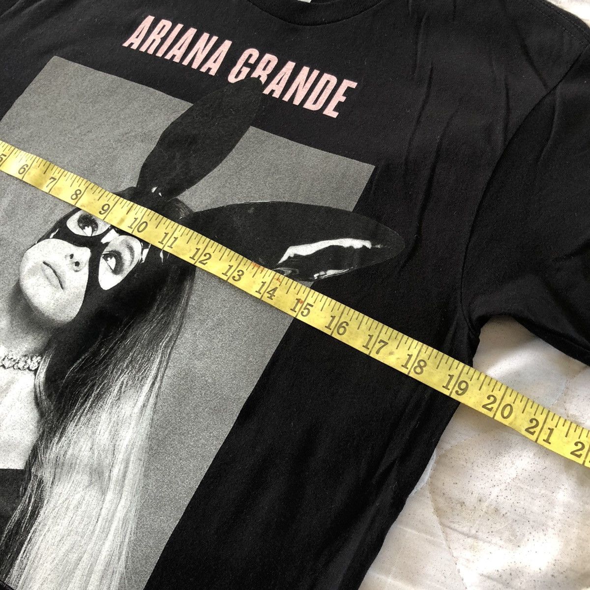 Band Tees Ariana Grande Dangerous Woman Tour 2017 T Shirt Size US M / EU 48-50 / 2 - 5 Thumbnail