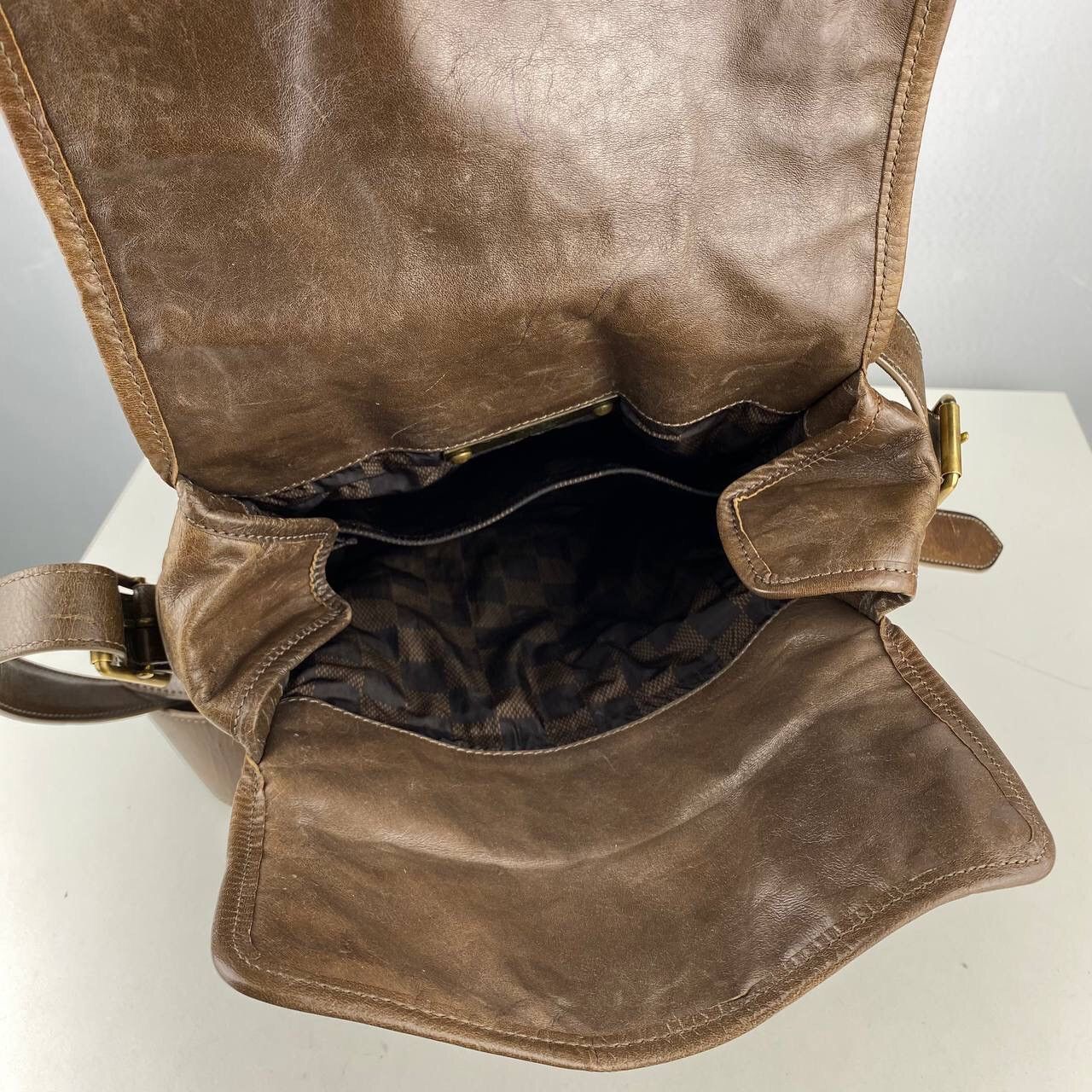 Louis Vuitton Louis Vuitton Kangaroo Brown Leather Soana Crossbody Size ONE SIZE - 12 Thumbnail