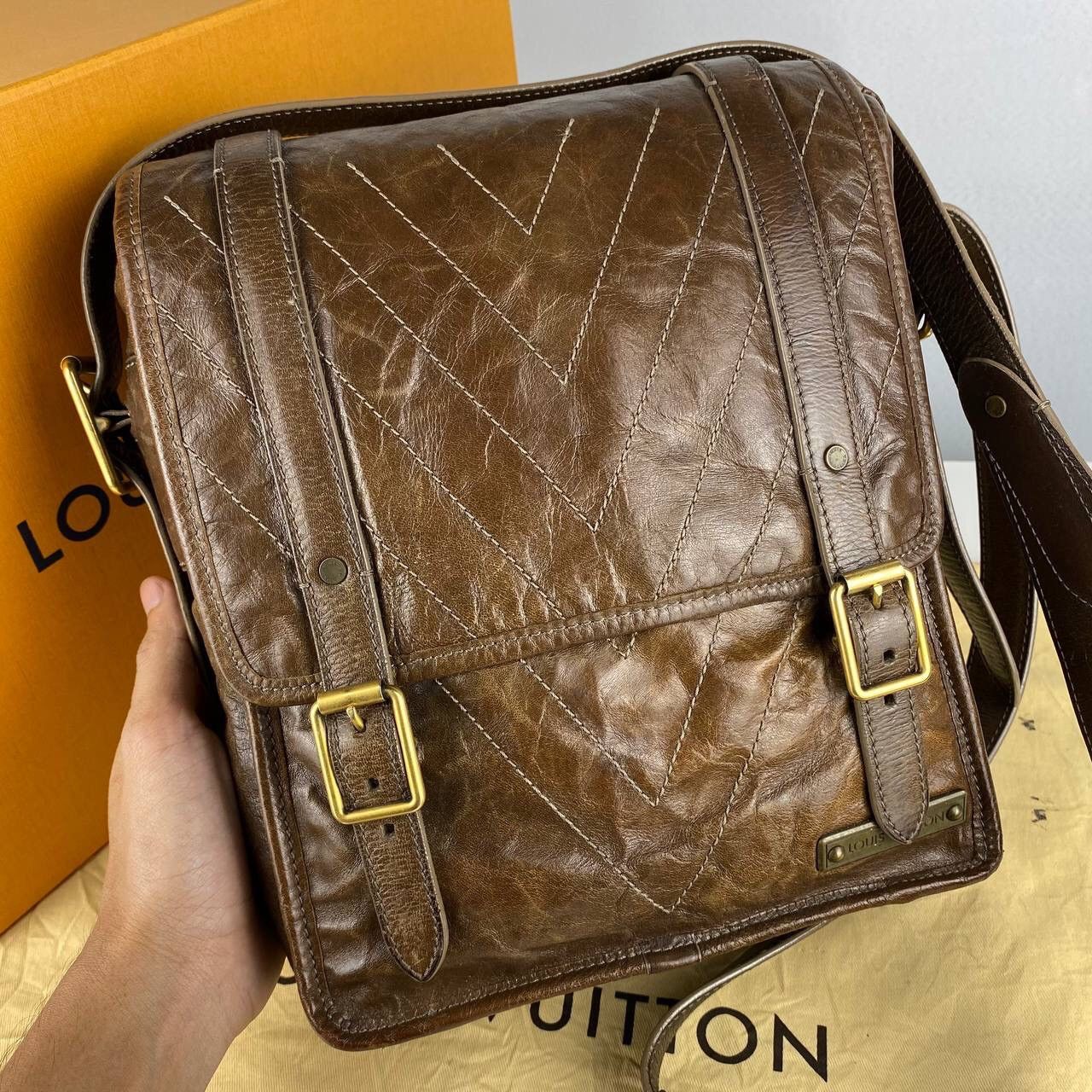 Louis Vuitton Louis Vuitton Kangaroo Brown Leather Soana Crossbody Size ONE SIZE - 2 Thumbnail